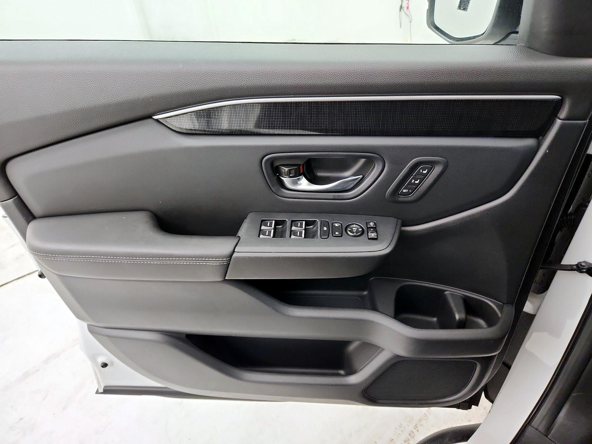 Thumbnail: 2023 Honda Pilot - 12