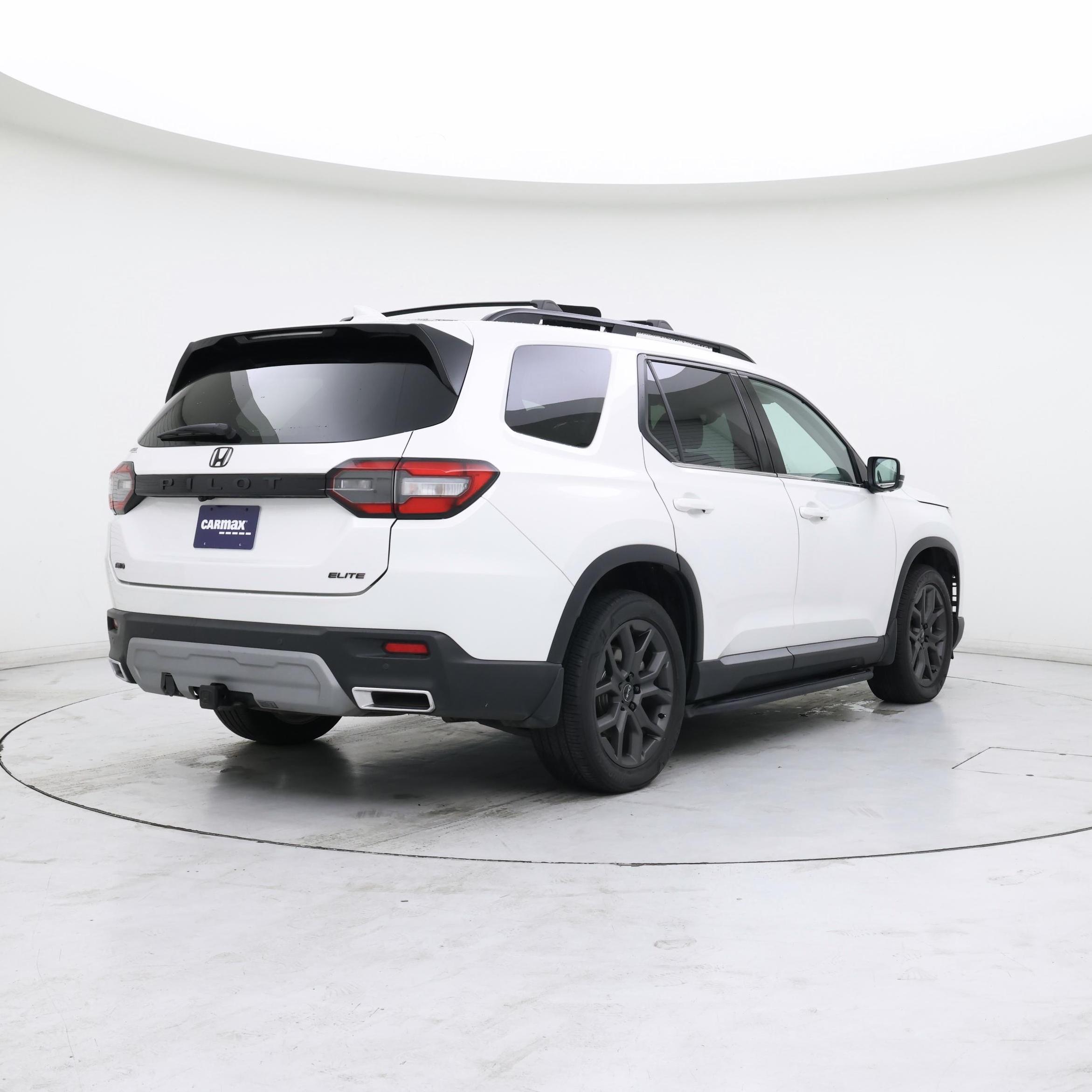 Thumbnail: 2023 Honda Pilot - 8