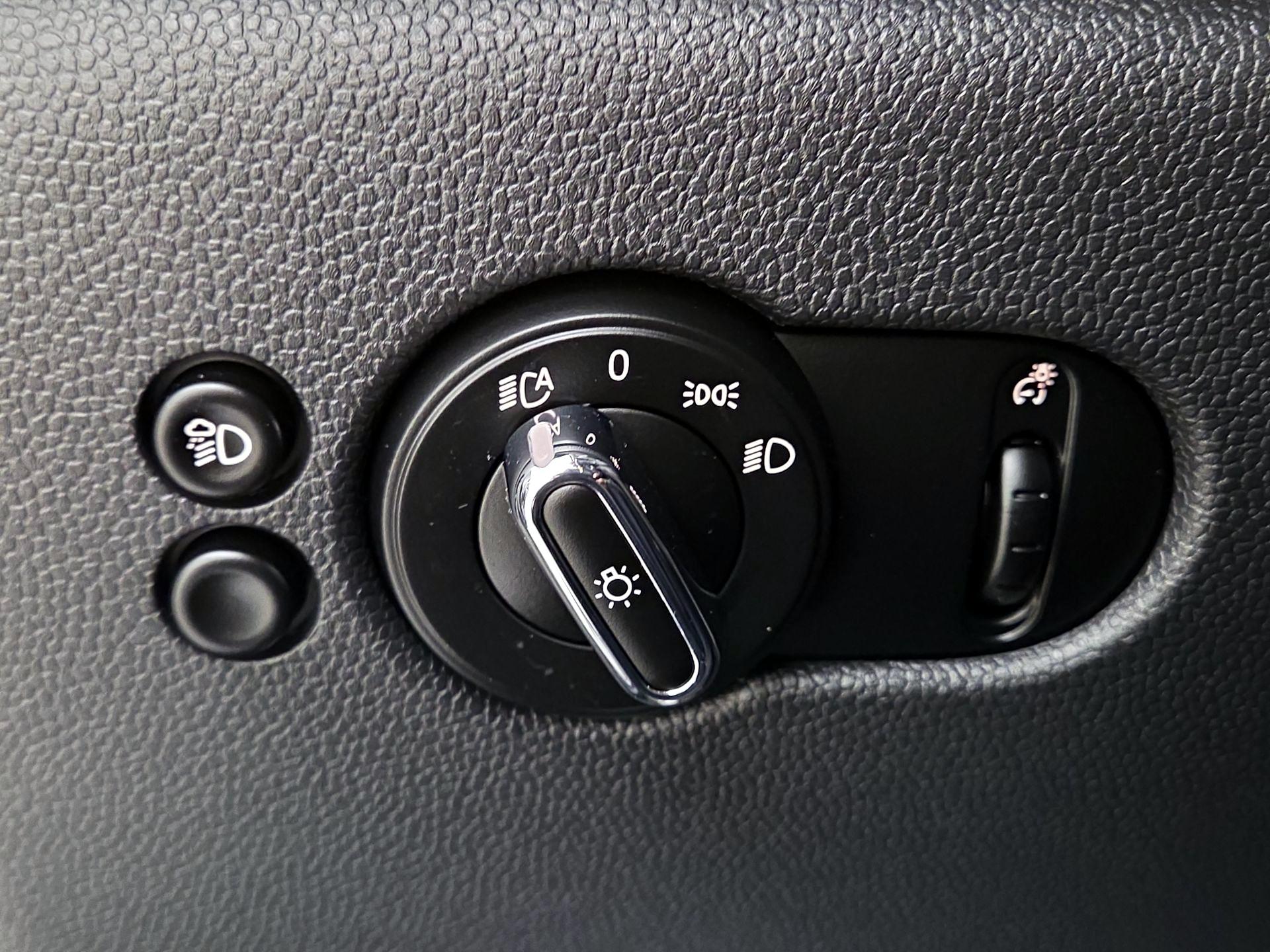Thumbnail: 2023 MINI Cooper Hardtop - 13