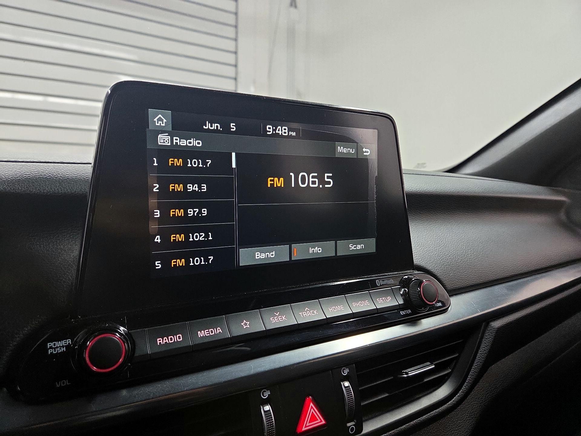 Thumbnail: 2020 Kia Forte - 11