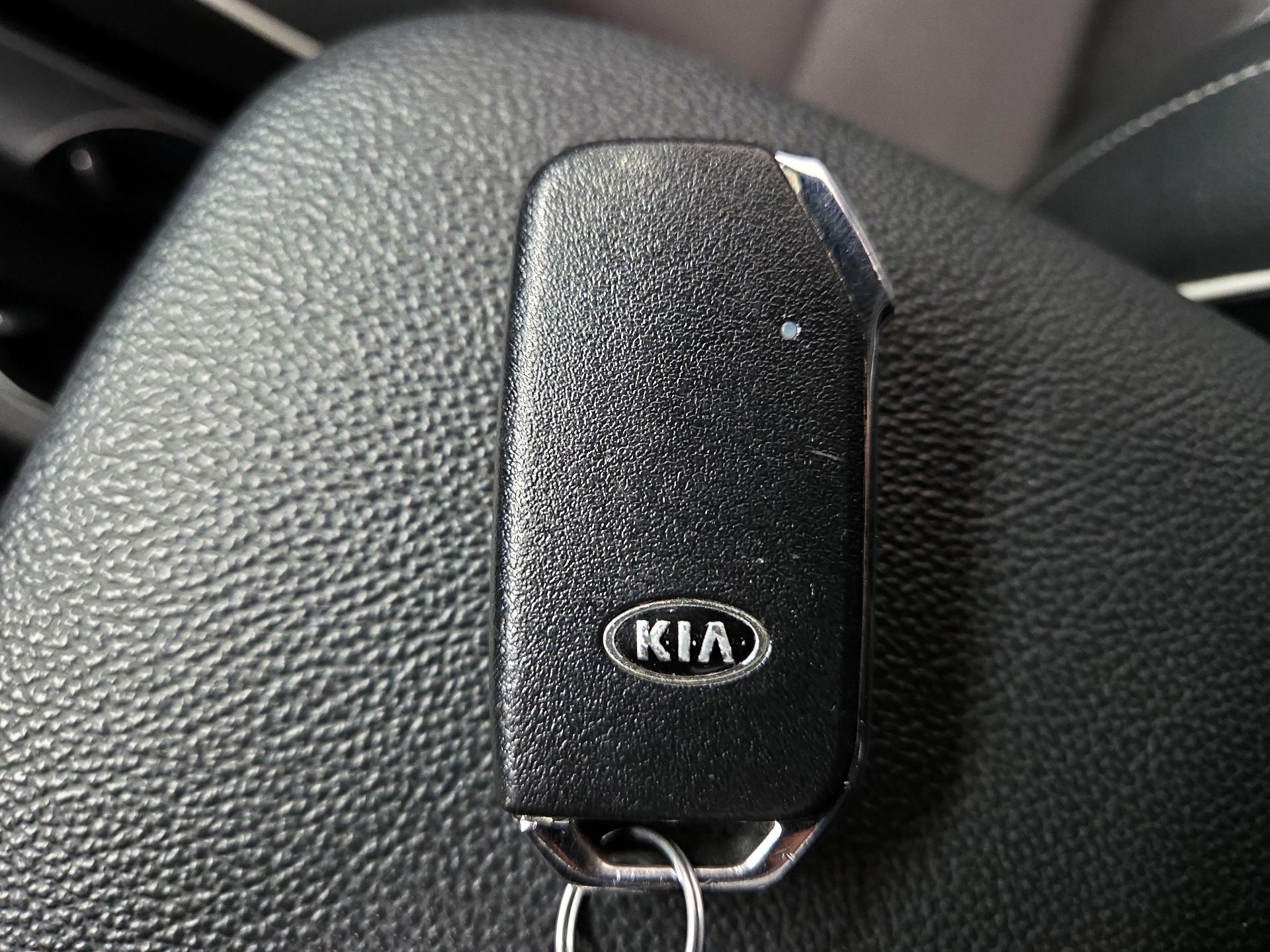 Thumbnail: 2020 Kia Forte - 16