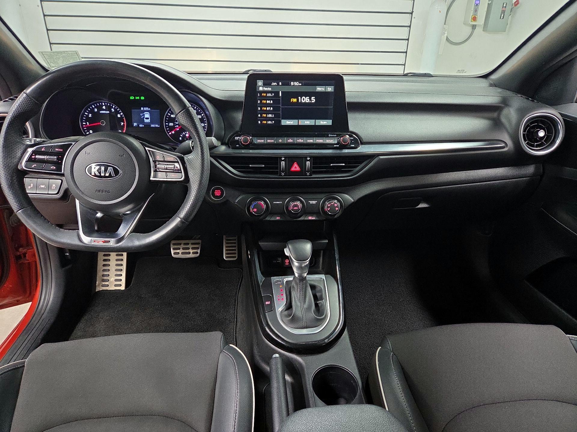 Thumbnail: 2020 Kia Forte - 8