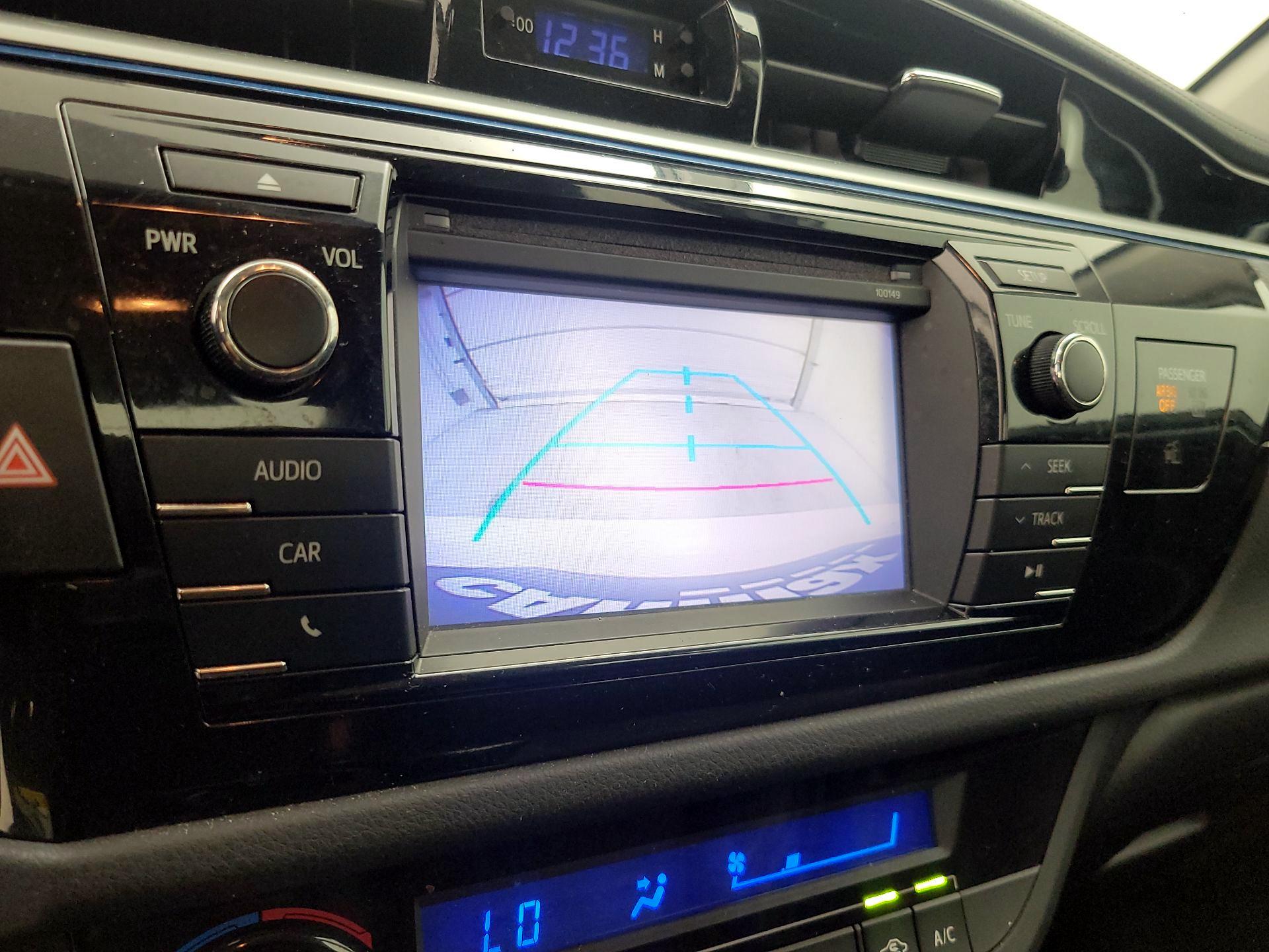 Thumbnail: 2015 Toyota Corolla - 14