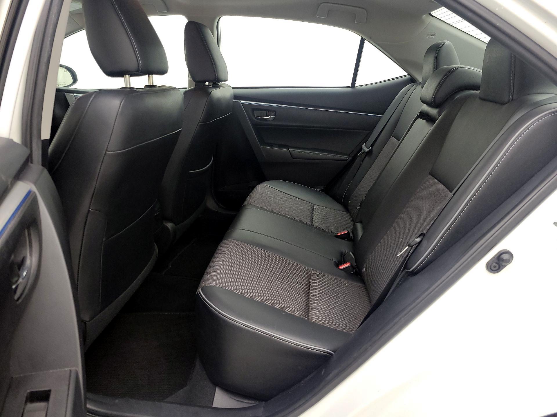 Thumbnail: 2015 Toyota Corolla - 19
