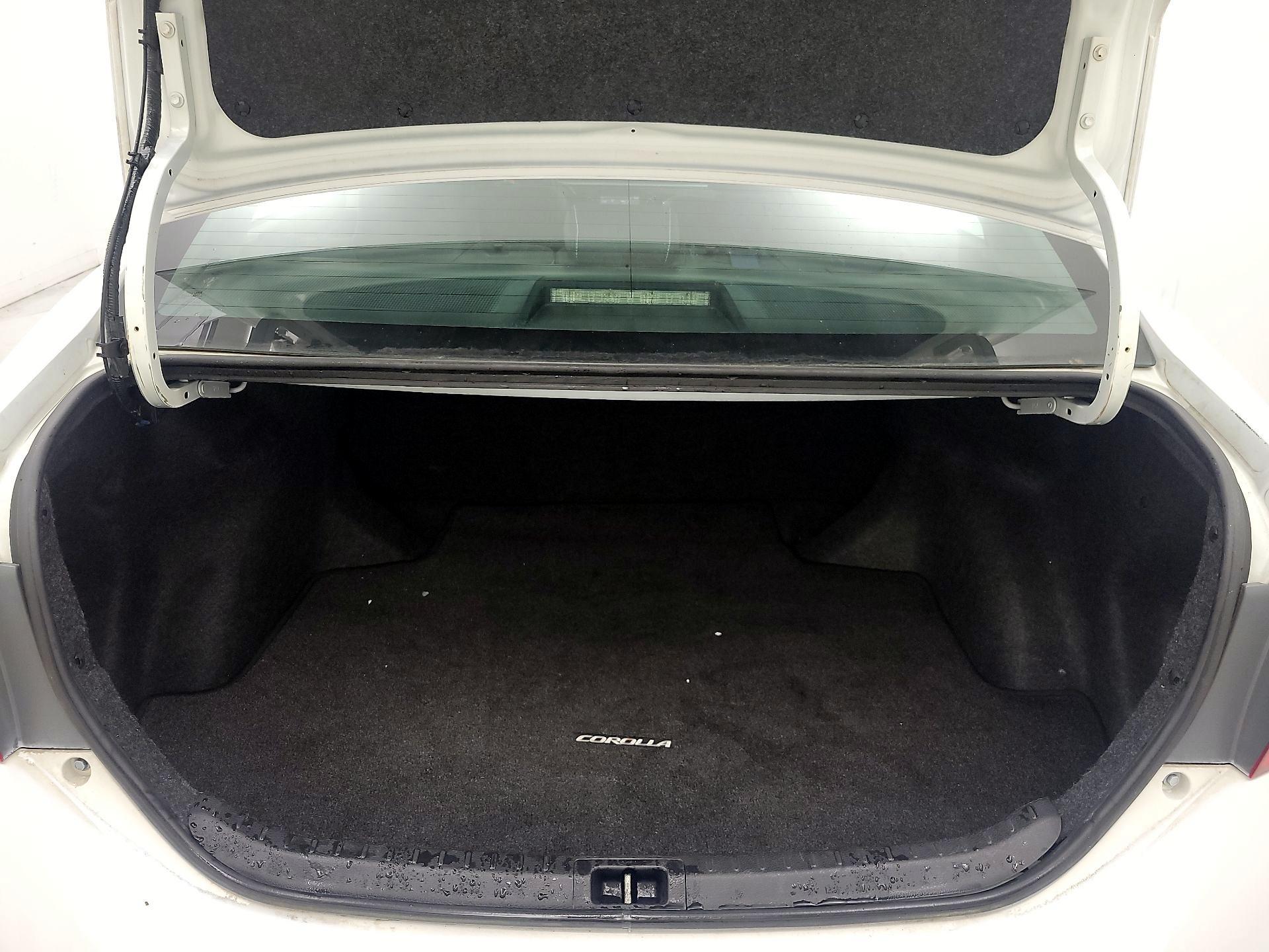 Thumbnail: 2015 Toyota Corolla - 20