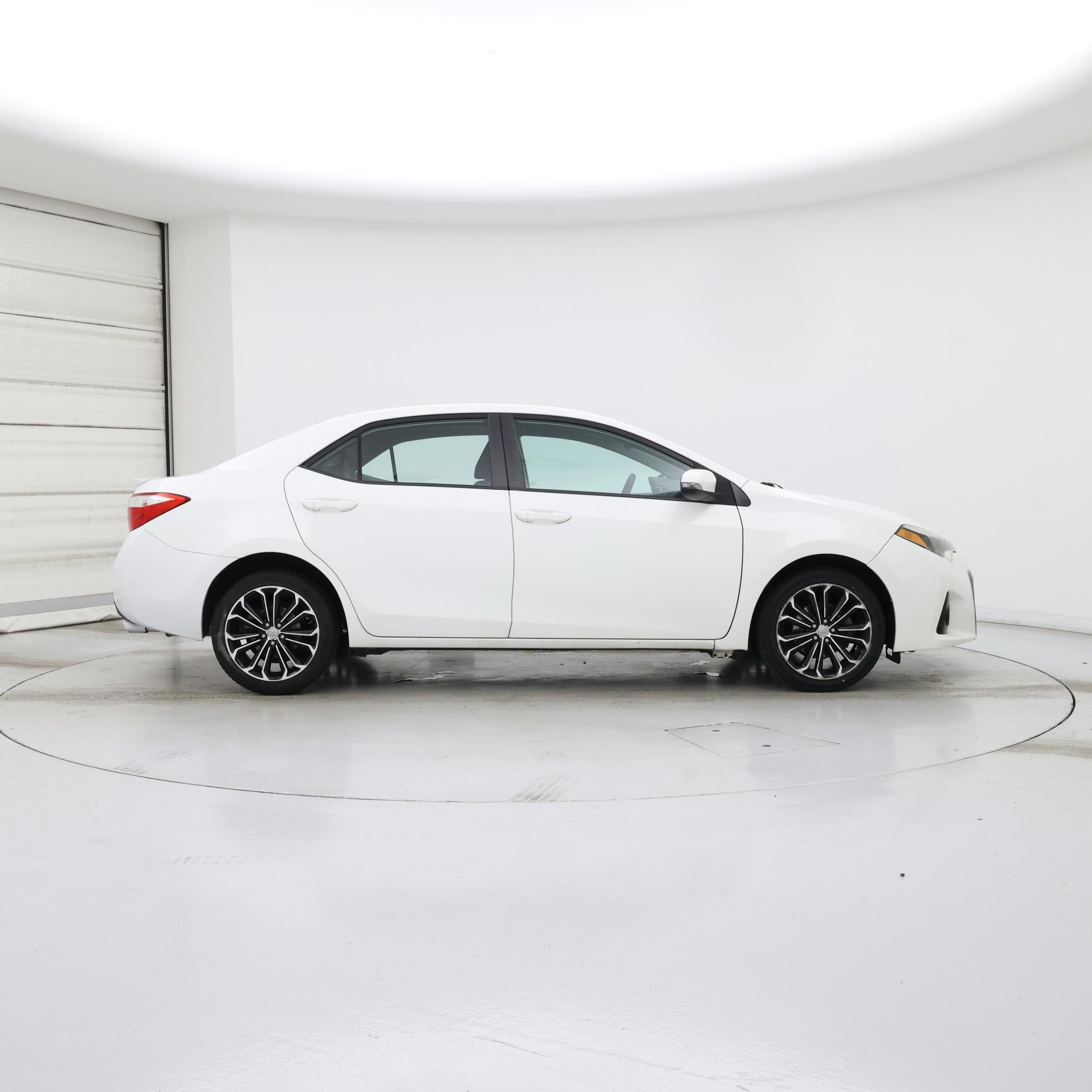 Thumbnail: 2015 Toyota Corolla - 7