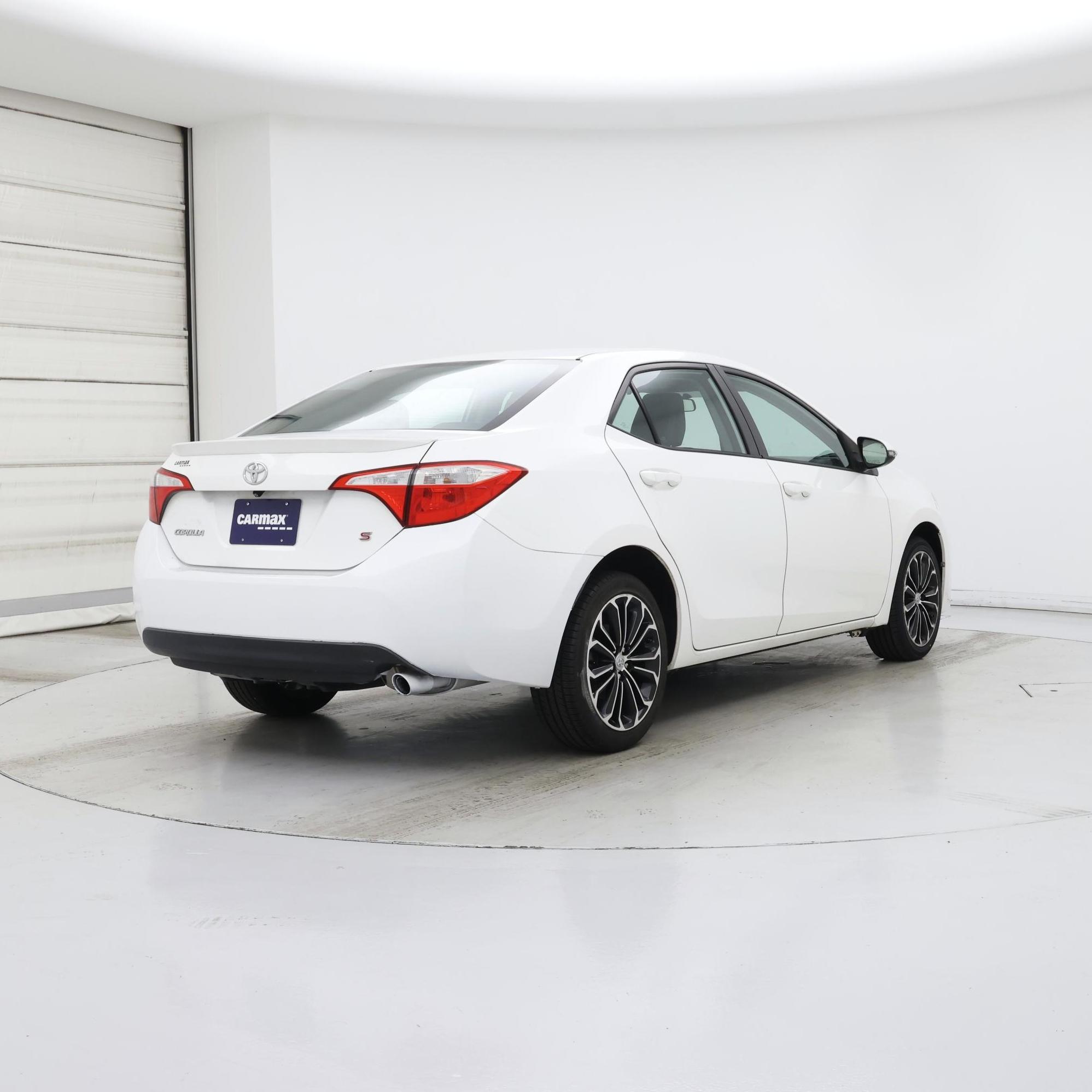 Thumbnail: 2015 Toyota Corolla - 8