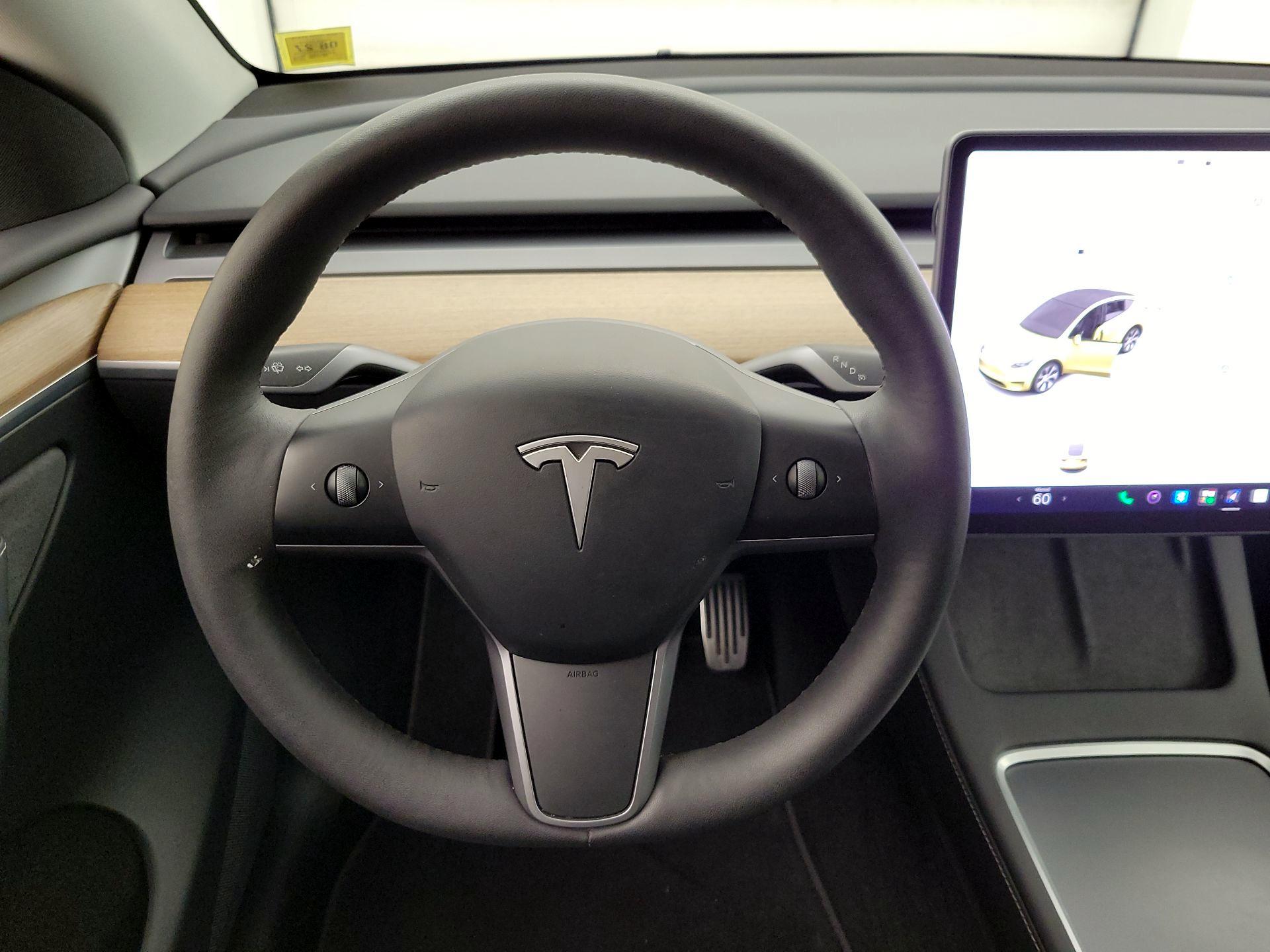 Thumbnail: 2023 Tesla Model Y - 10