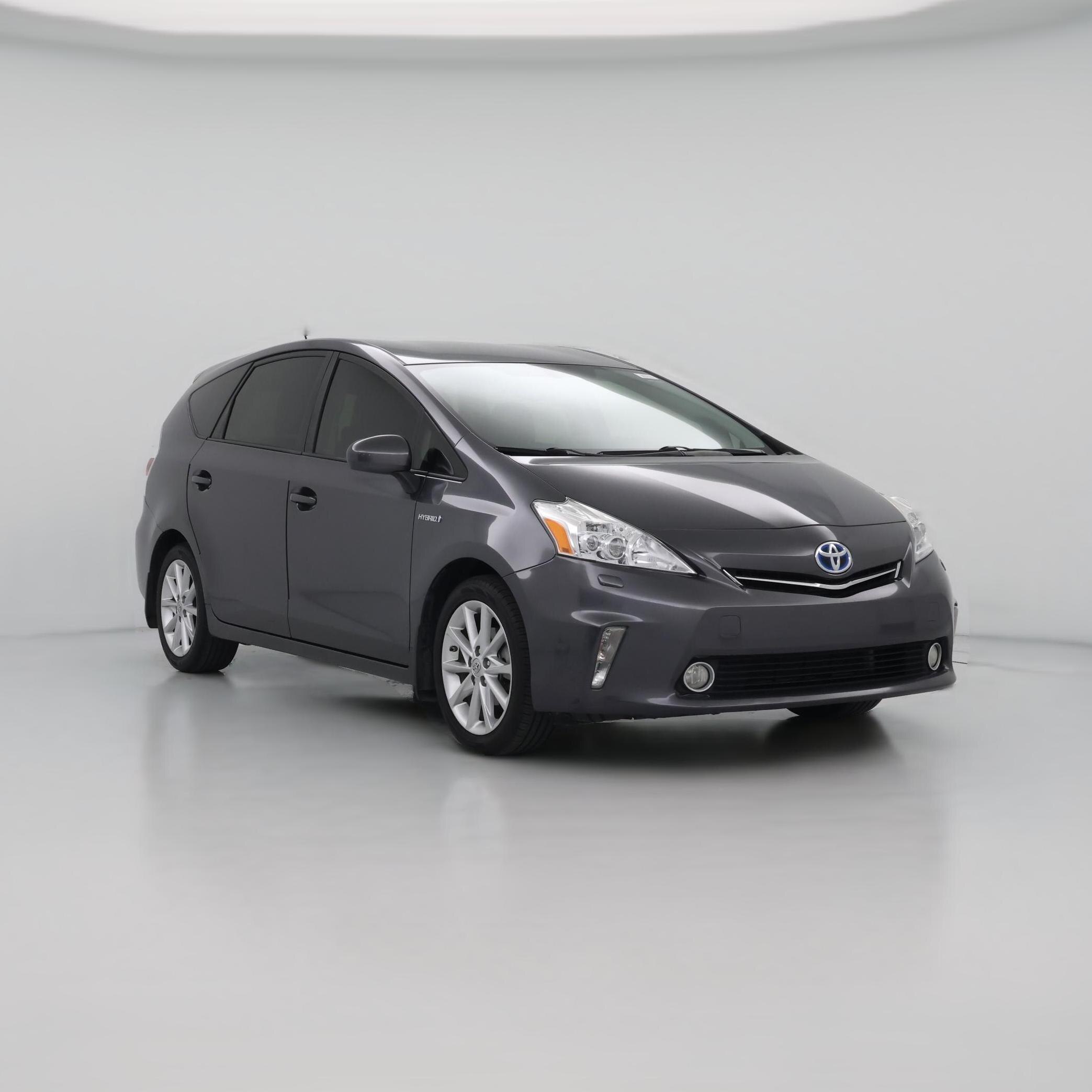 Thumbnail: 2014 Toyota Prius v - 1