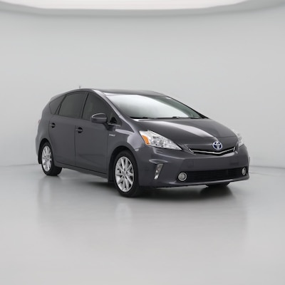 2014 Toyota Prius v Five