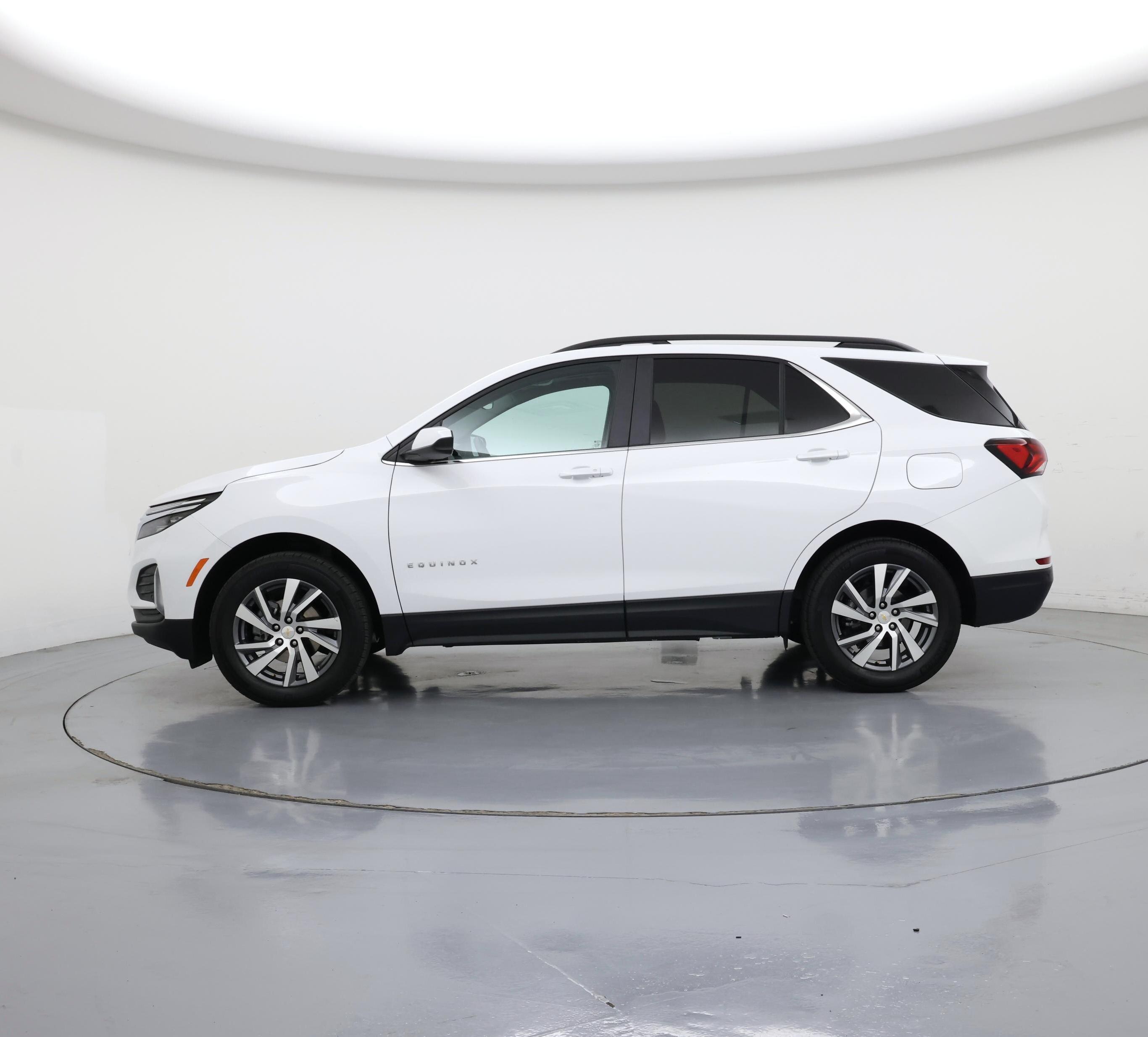 Thumbnail: 2024 Chevrolet Equinox - 3