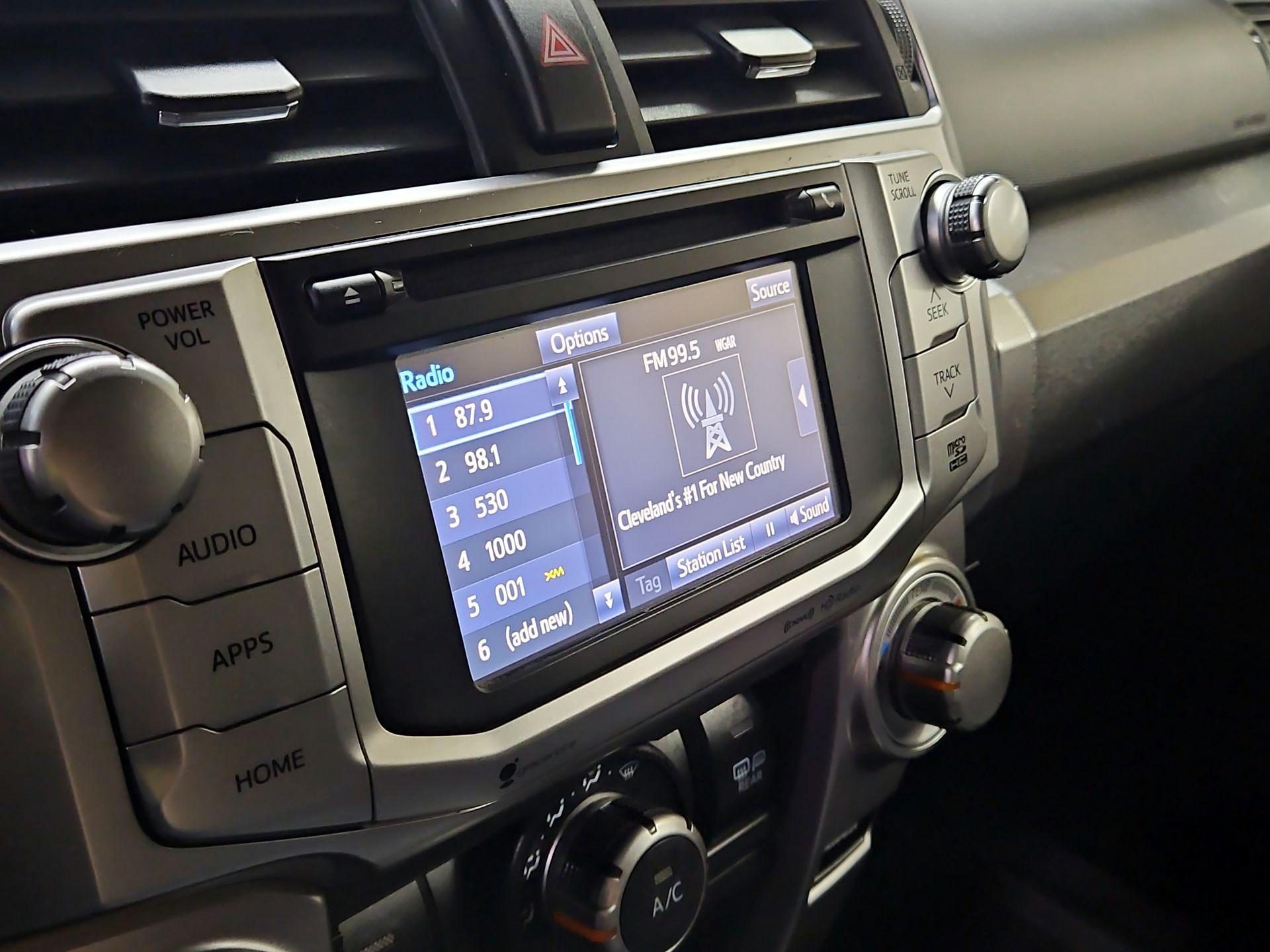 Thumbnail: 2019 Toyota 4Runner - 15