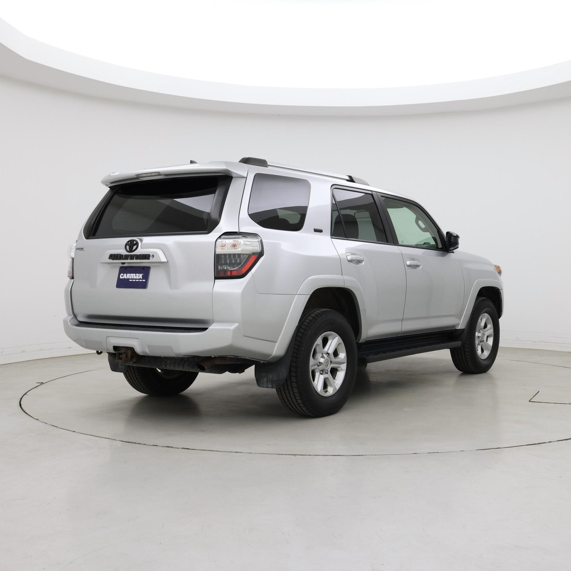 Thumbnail: 2019 Toyota 4Runner - 8