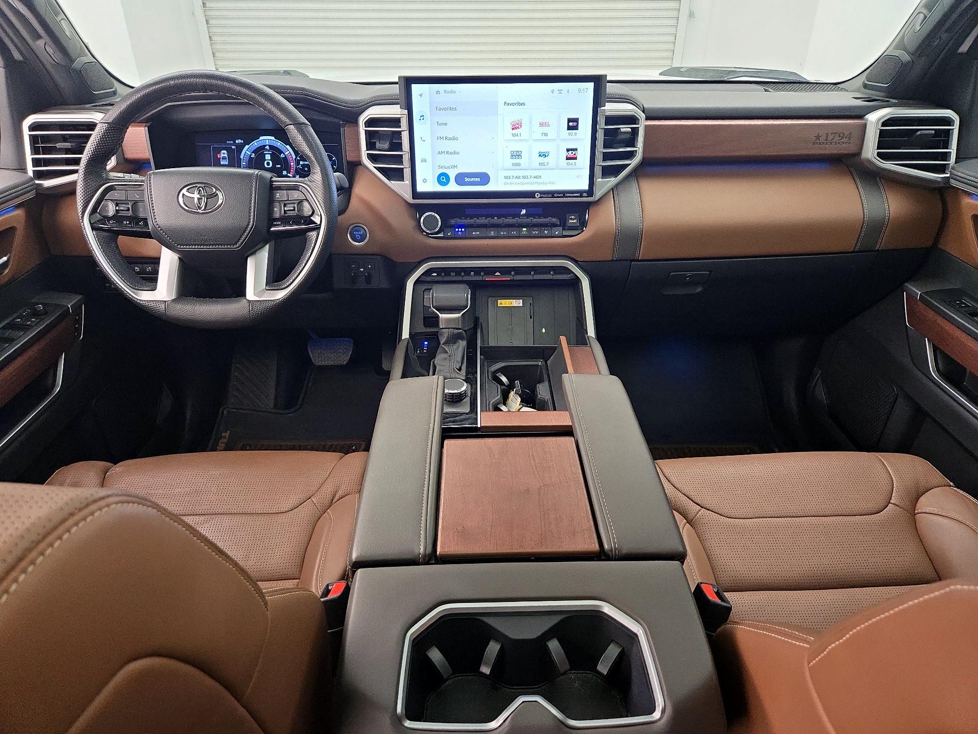 Thumbnail: 2024 Toyota Tundra - 9