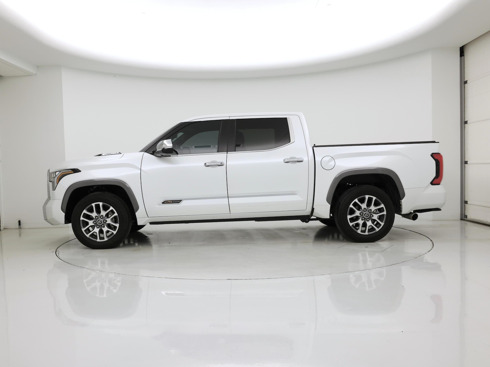 2024 Toyota Tundra 1794 Edition - Photo 4