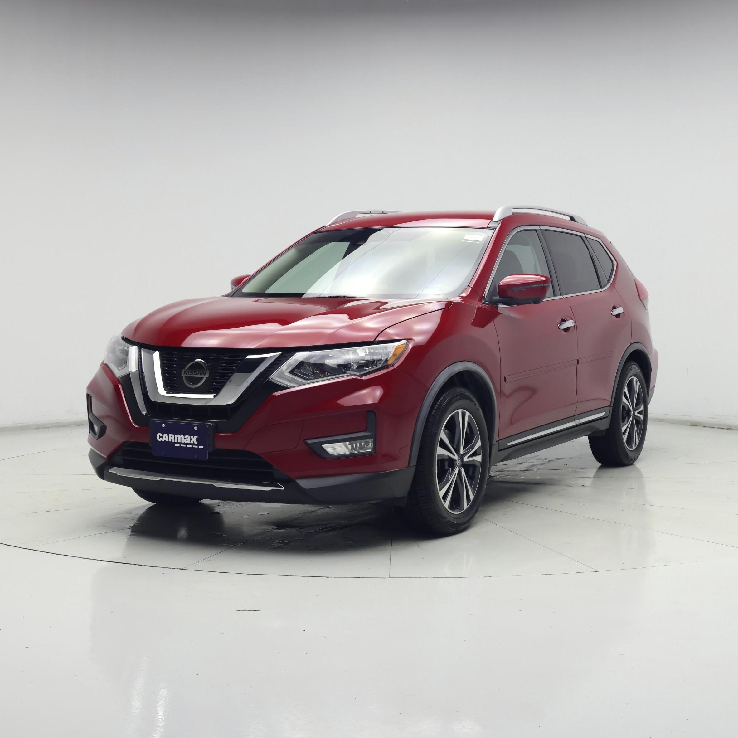 Thumbnail: 2017 Nissan Rogue - 4
