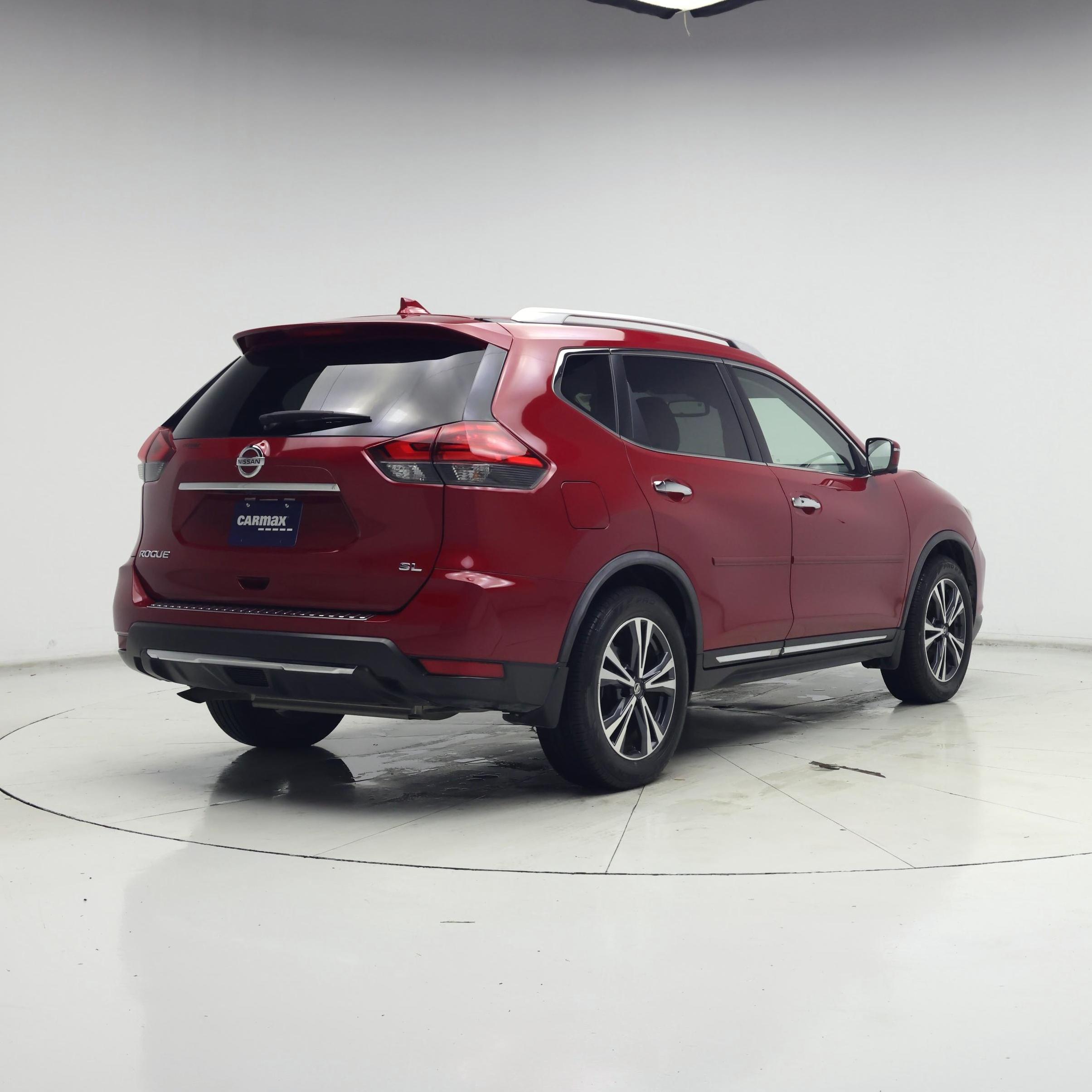 Thumbnail: 2017 Nissan Rogue - 8