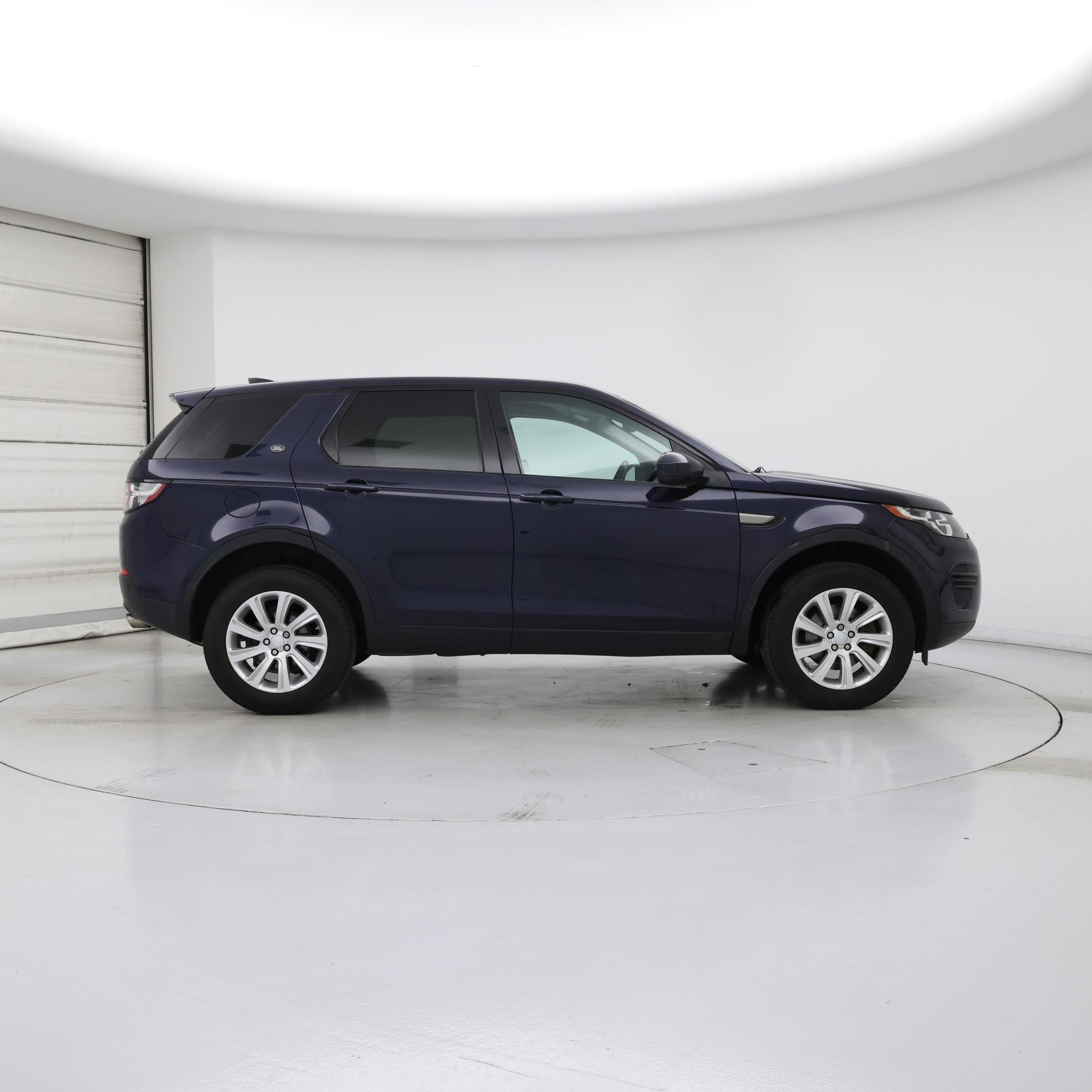 Thumbnail: 2019 Land Rover Discovery Sport - 7