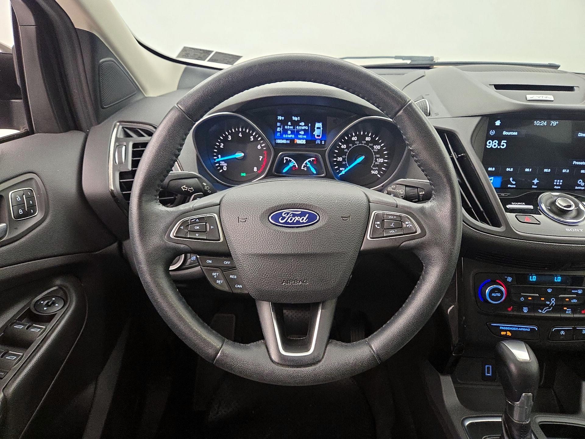 Thumbnail: 2017 Ford Escape - 10