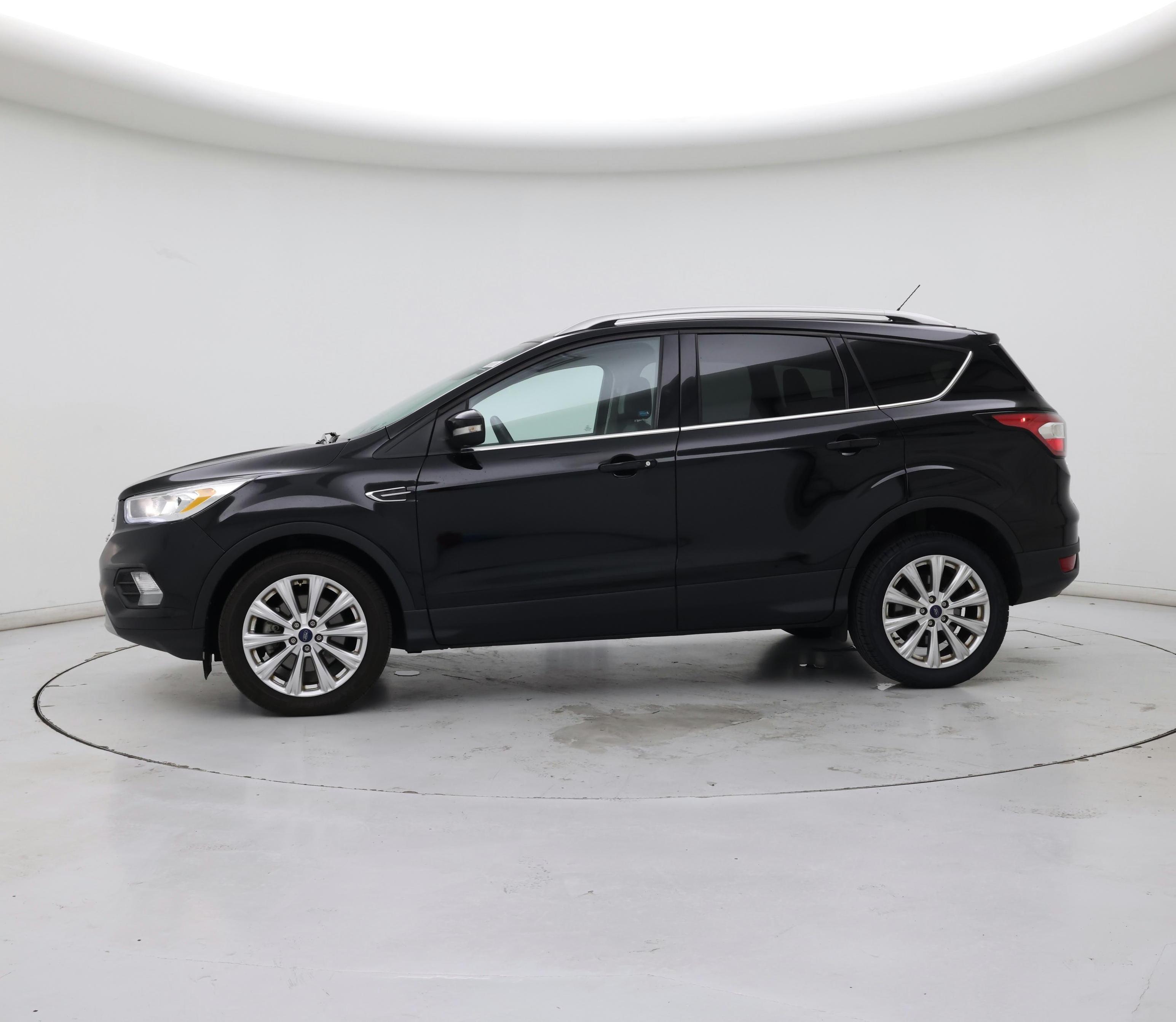 Thumbnail: 2017 Ford Escape - 3