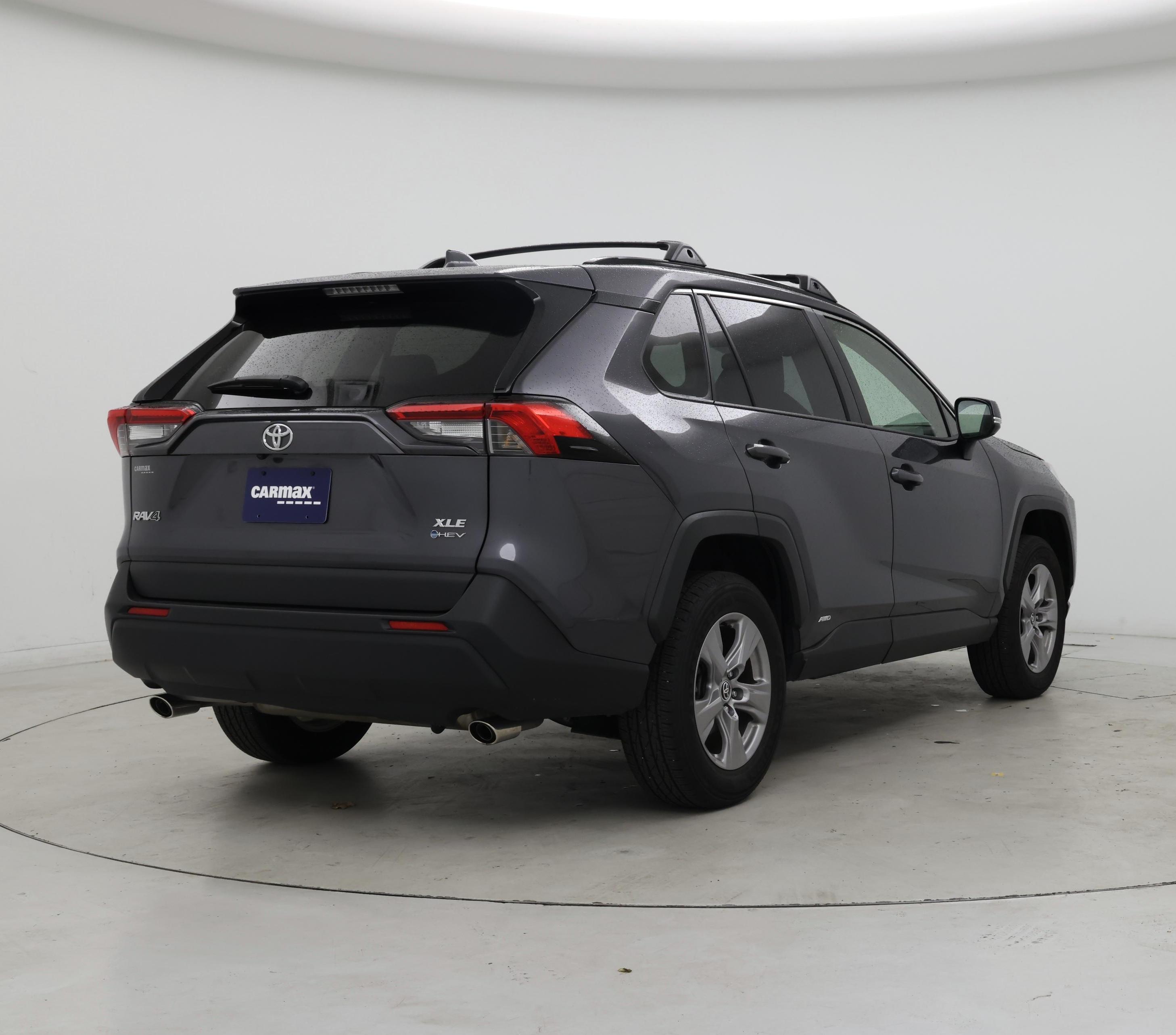 Thumbnail: 2025 Toyota RAV4 - 8