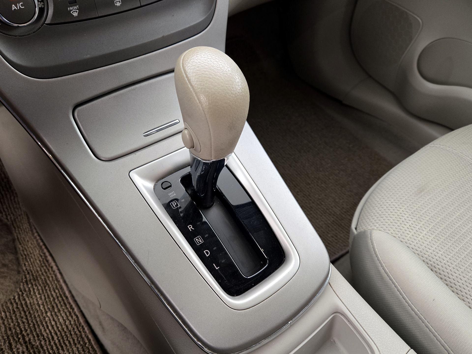 Thumbnail: 2014 Nissan Sentra - 16