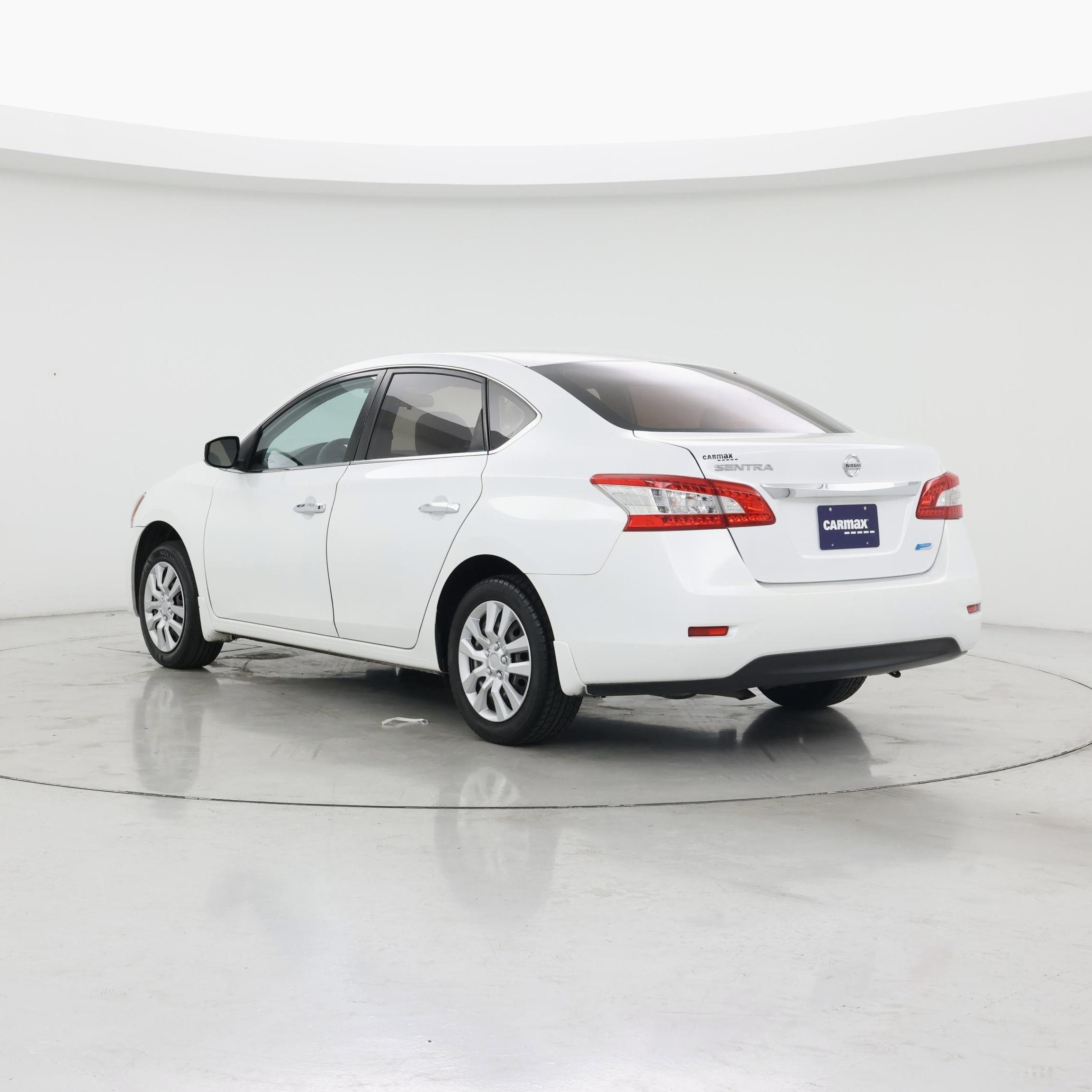 Thumbnail: 2014 Nissan Sentra - 2