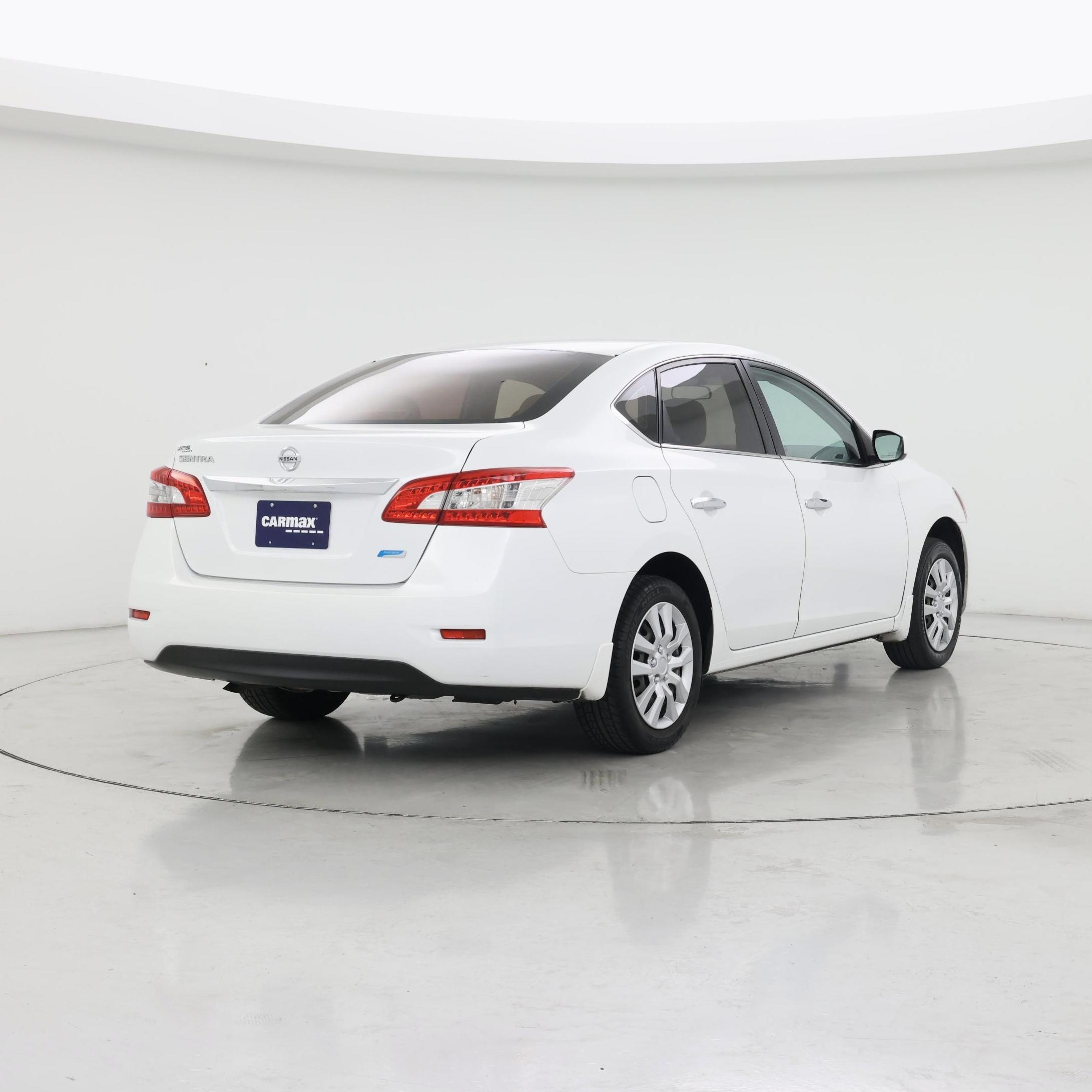 Thumbnail: 2014 Nissan Sentra - 8