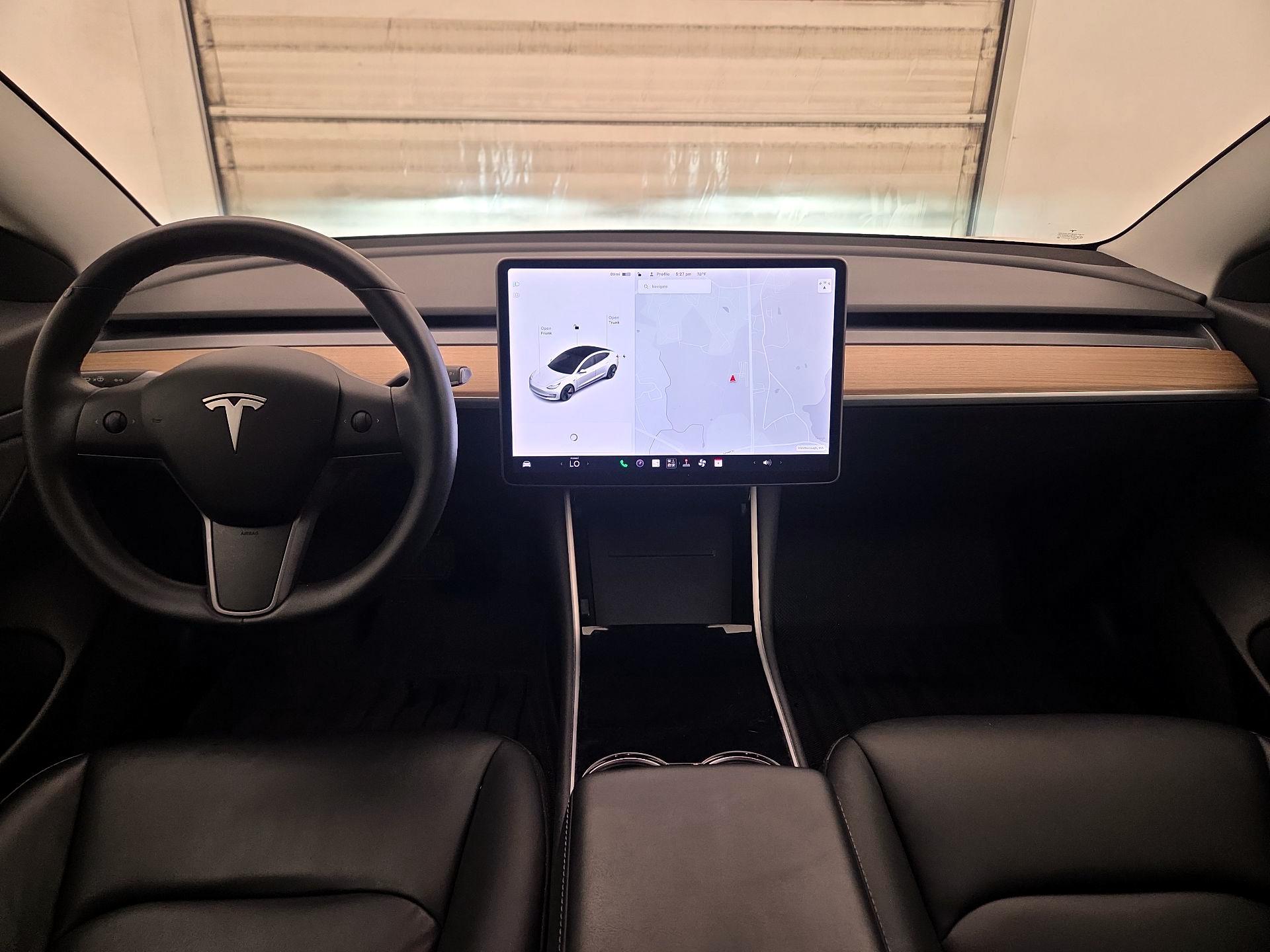 Thumbnail: 2020 Tesla Model 3 - 9