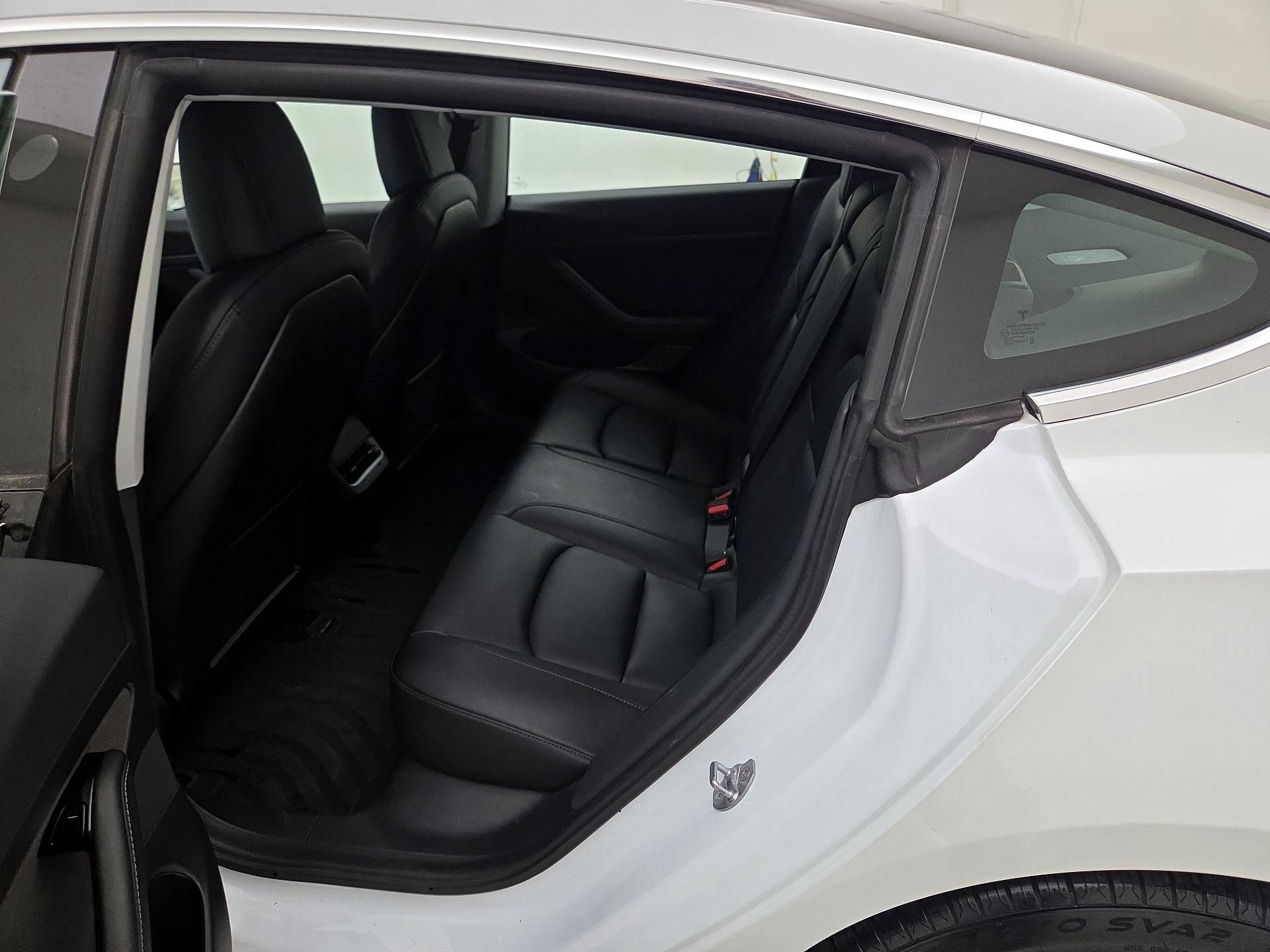 Thumbnail: 2020 Tesla Model 3 - 20