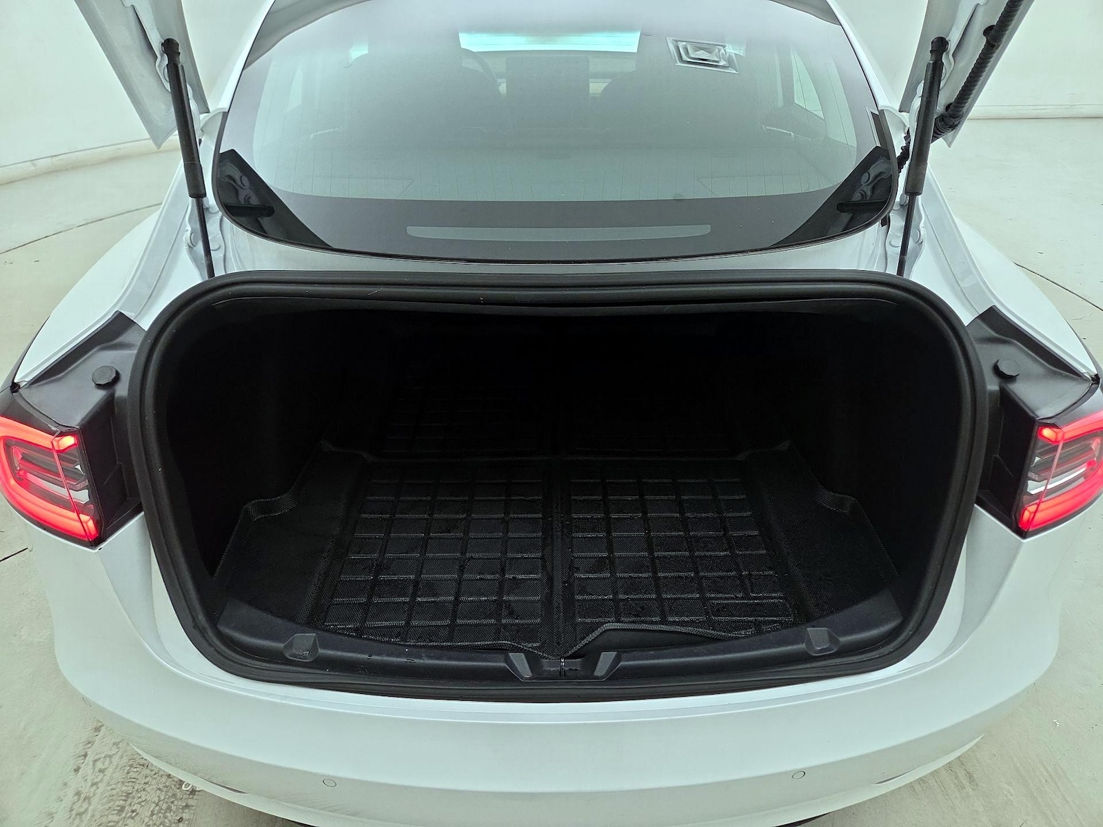 2020 Tesla Model 3 Base - Photo 22