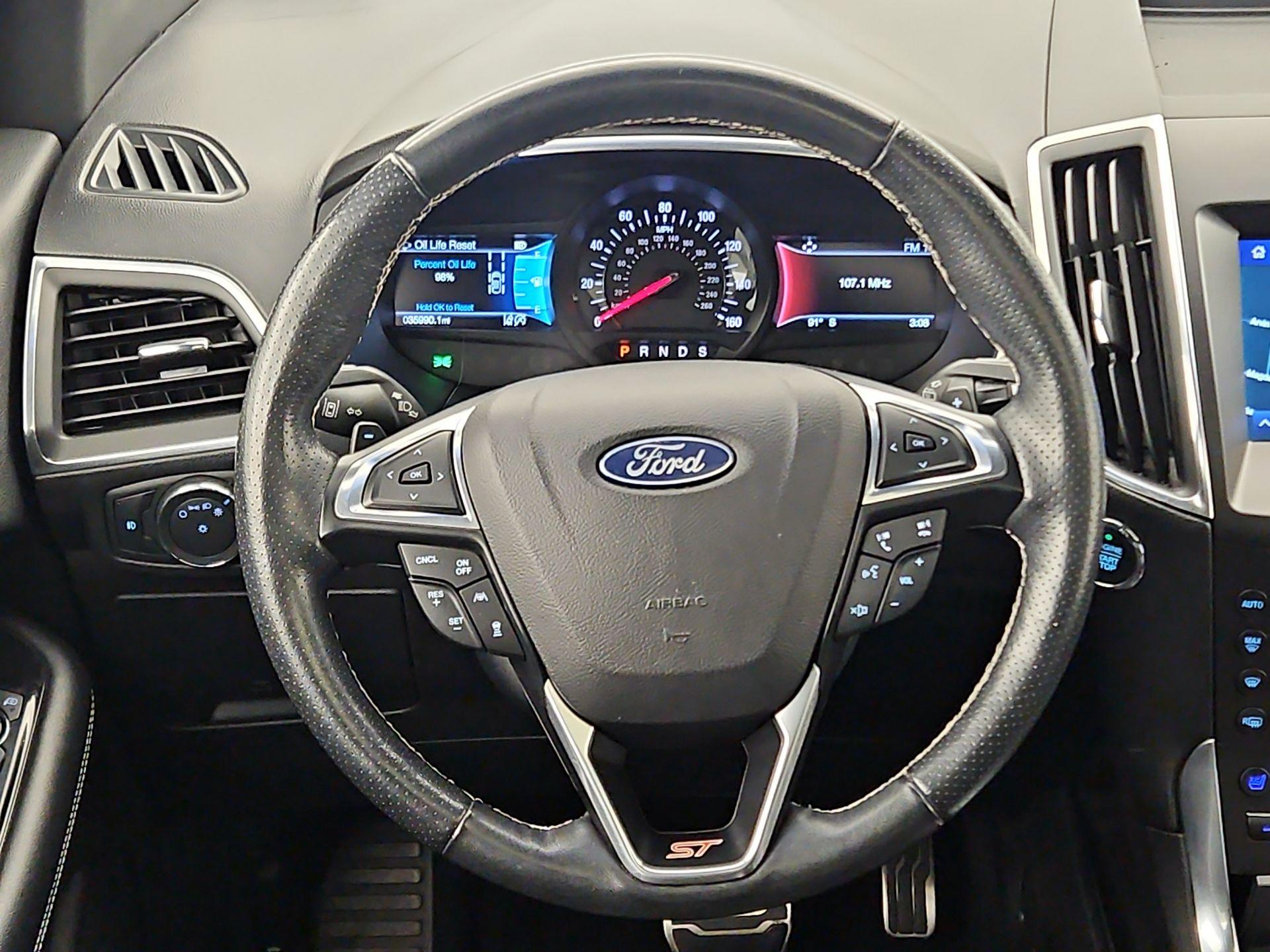Thumbnail: 2020 Ford Edge - 10