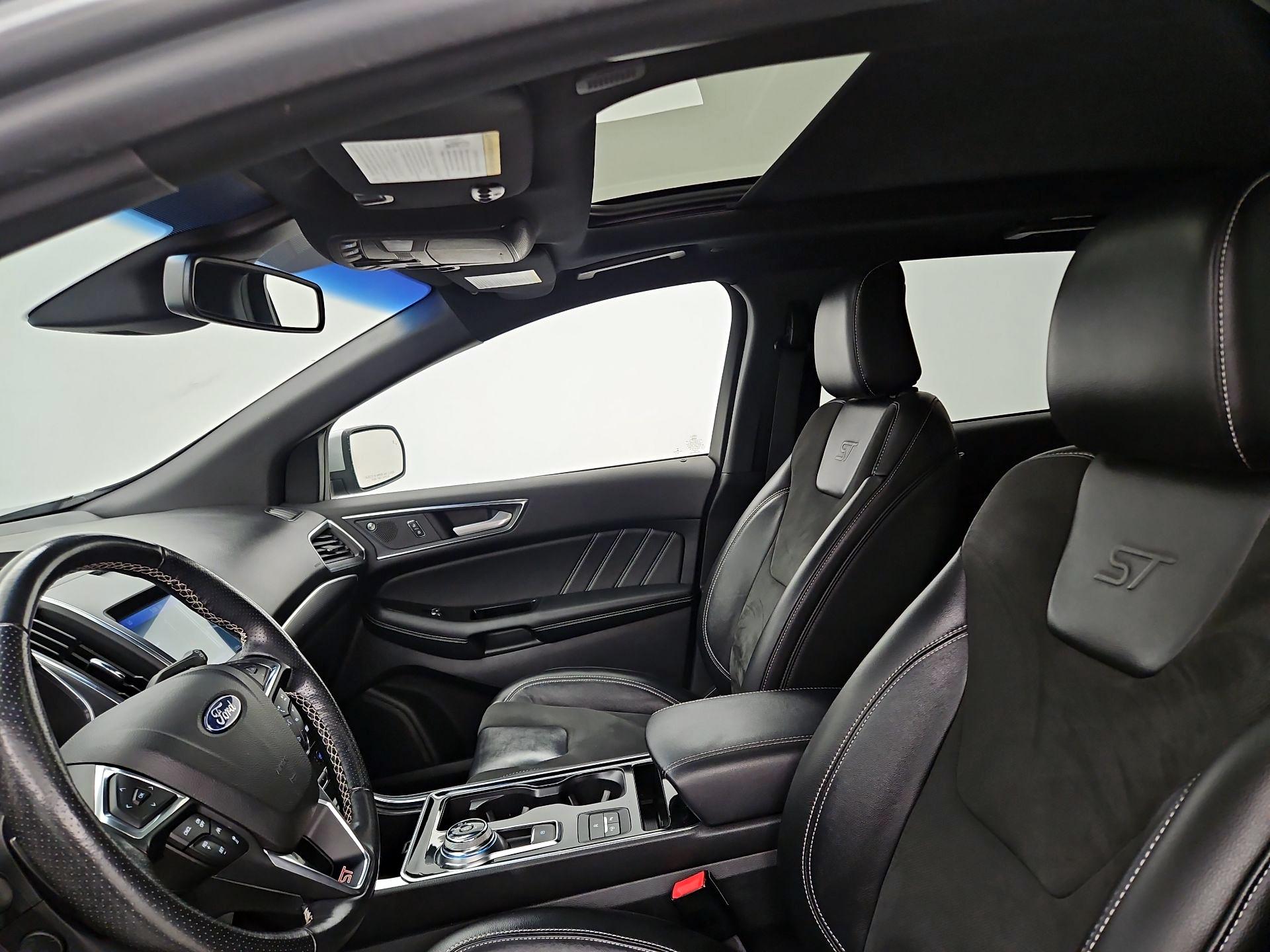 Thumbnail: 2020 Ford Edge - 20