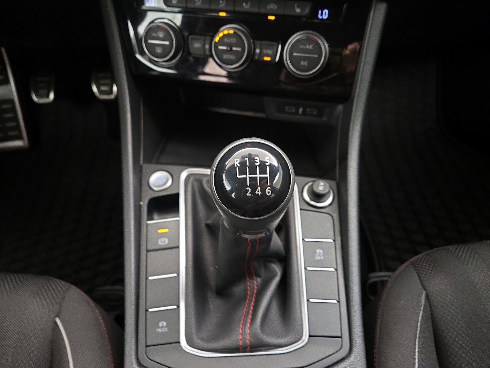 2020 Volkswagen Jetta GLI S - Photo 18