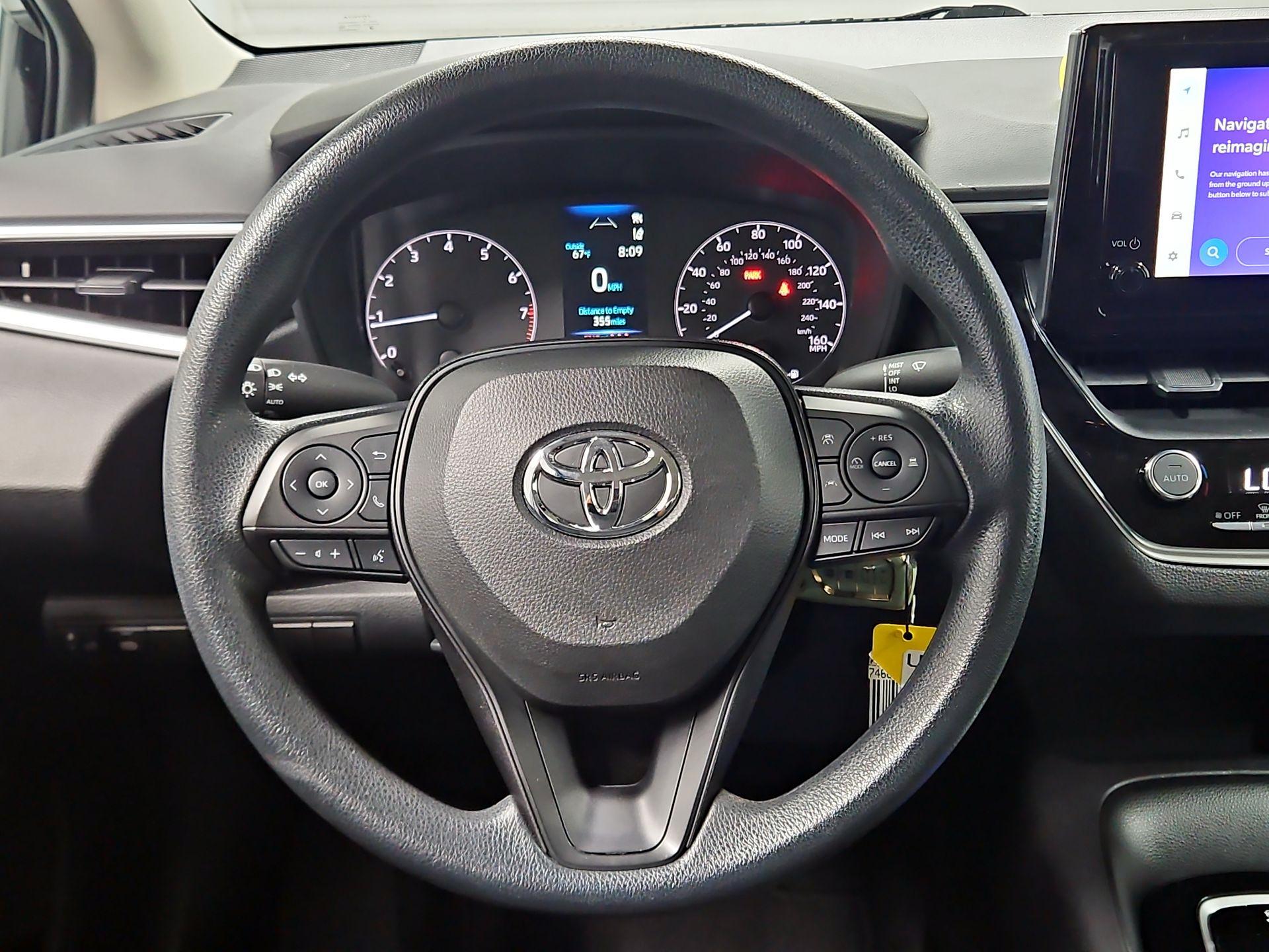 Thumbnail: 2023 Toyota Corolla - 10