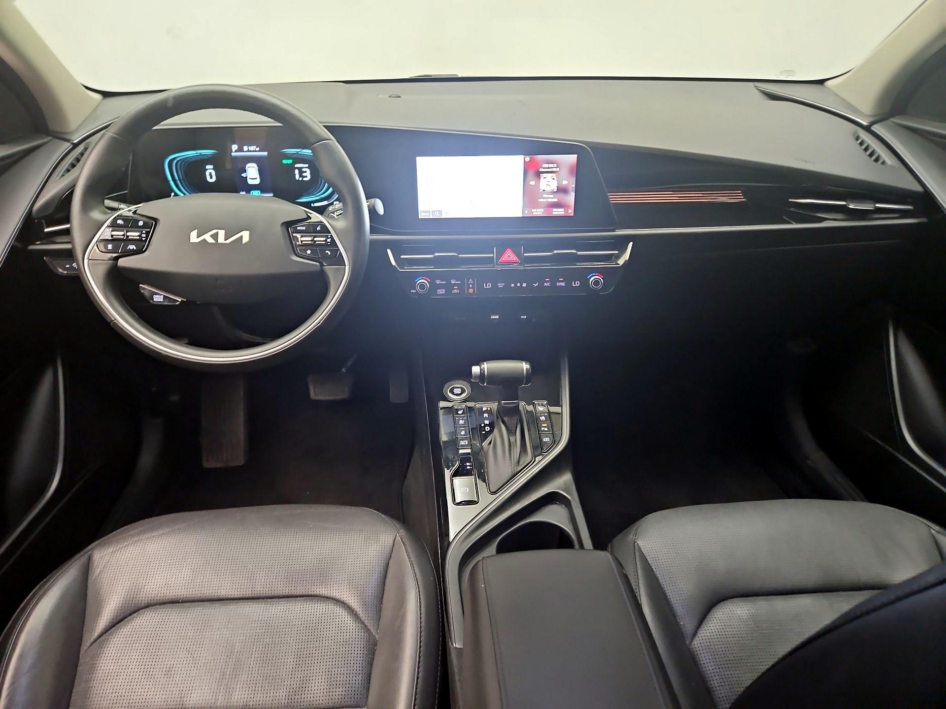 Thumbnail: 2023 Kia Niro - 9