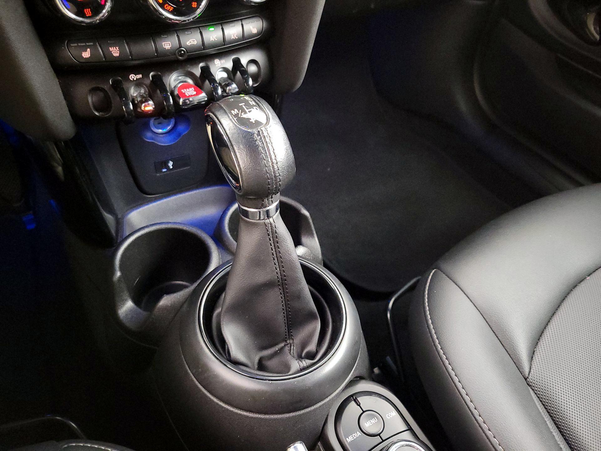 Thumbnail: 2019 MINI Cooper - 17