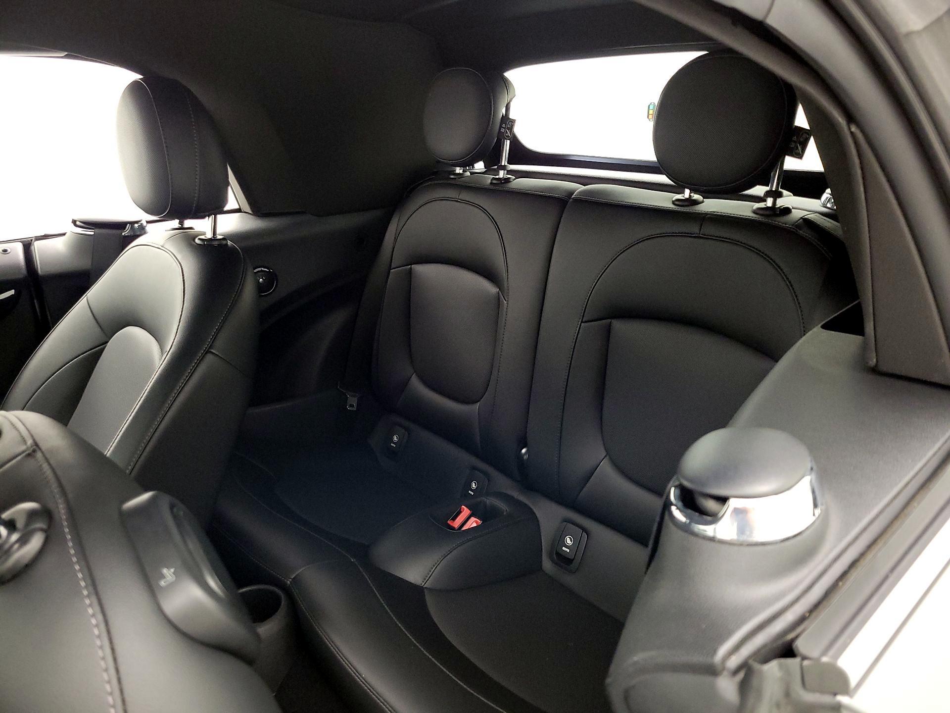 Thumbnail: 2019 MINI Cooper - 19