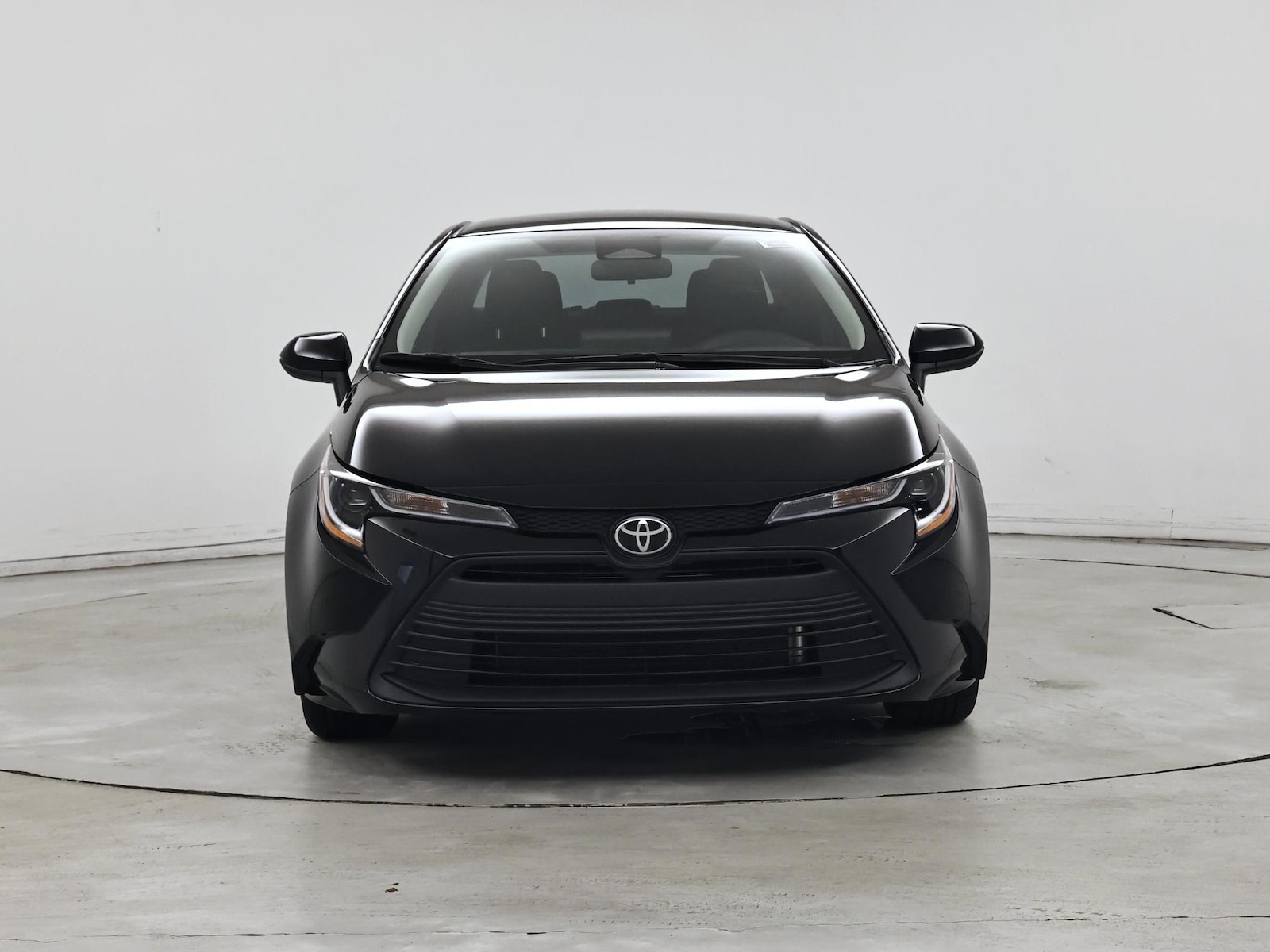 2025 Toyota Corolla LE - Photo 6