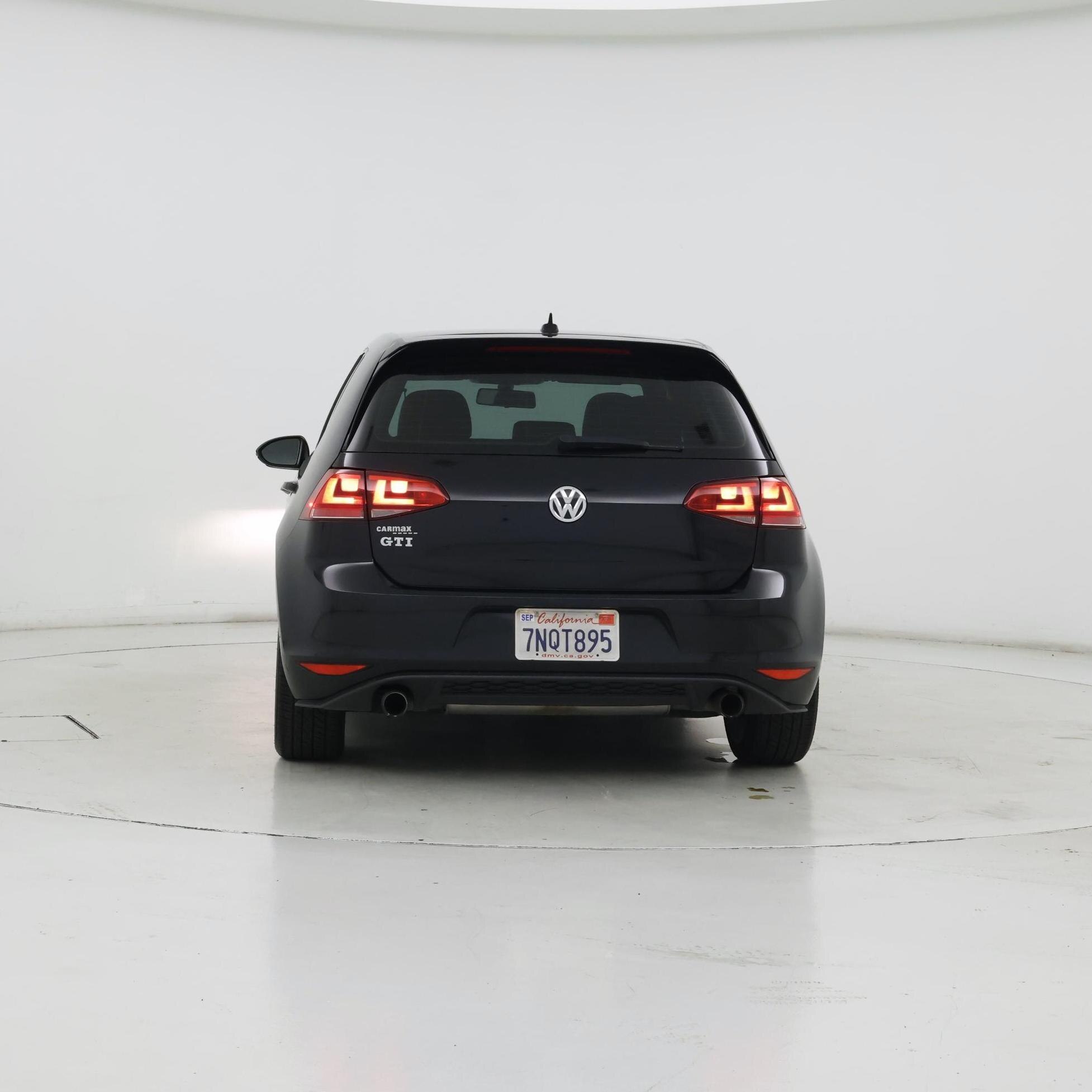 Thumbnail: 2016 Volkswagen Golf - 6