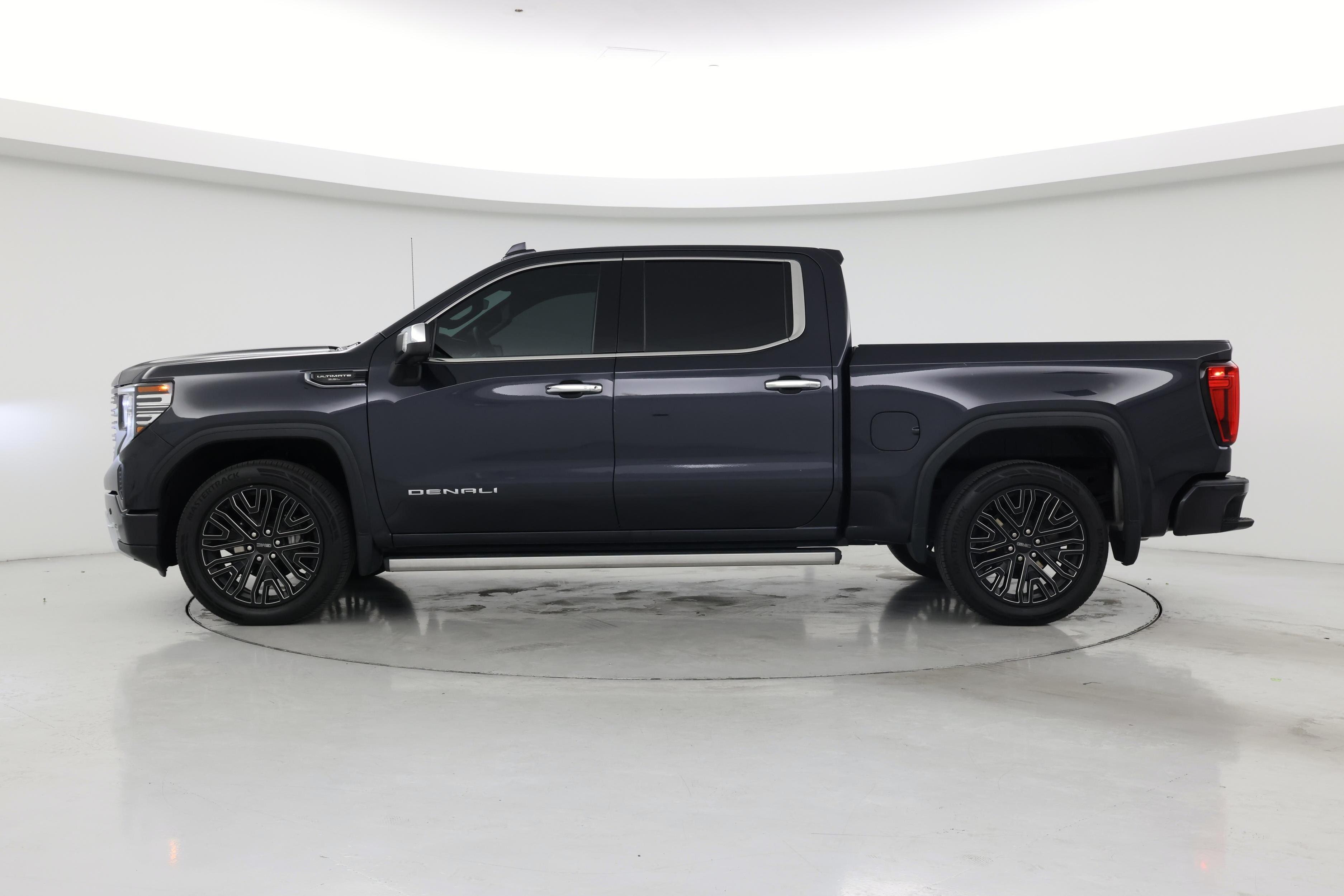 Thumbnail: 2022 GMC Sierra 1500 - 3