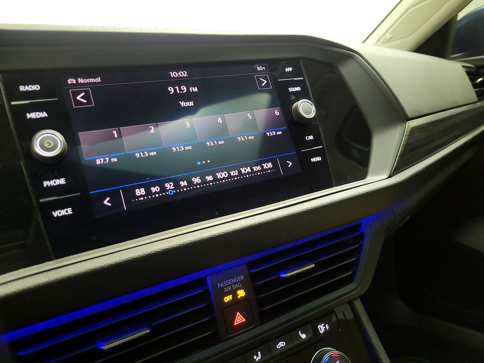 Thumbnail: 2019 Volkswagen Jetta - 15