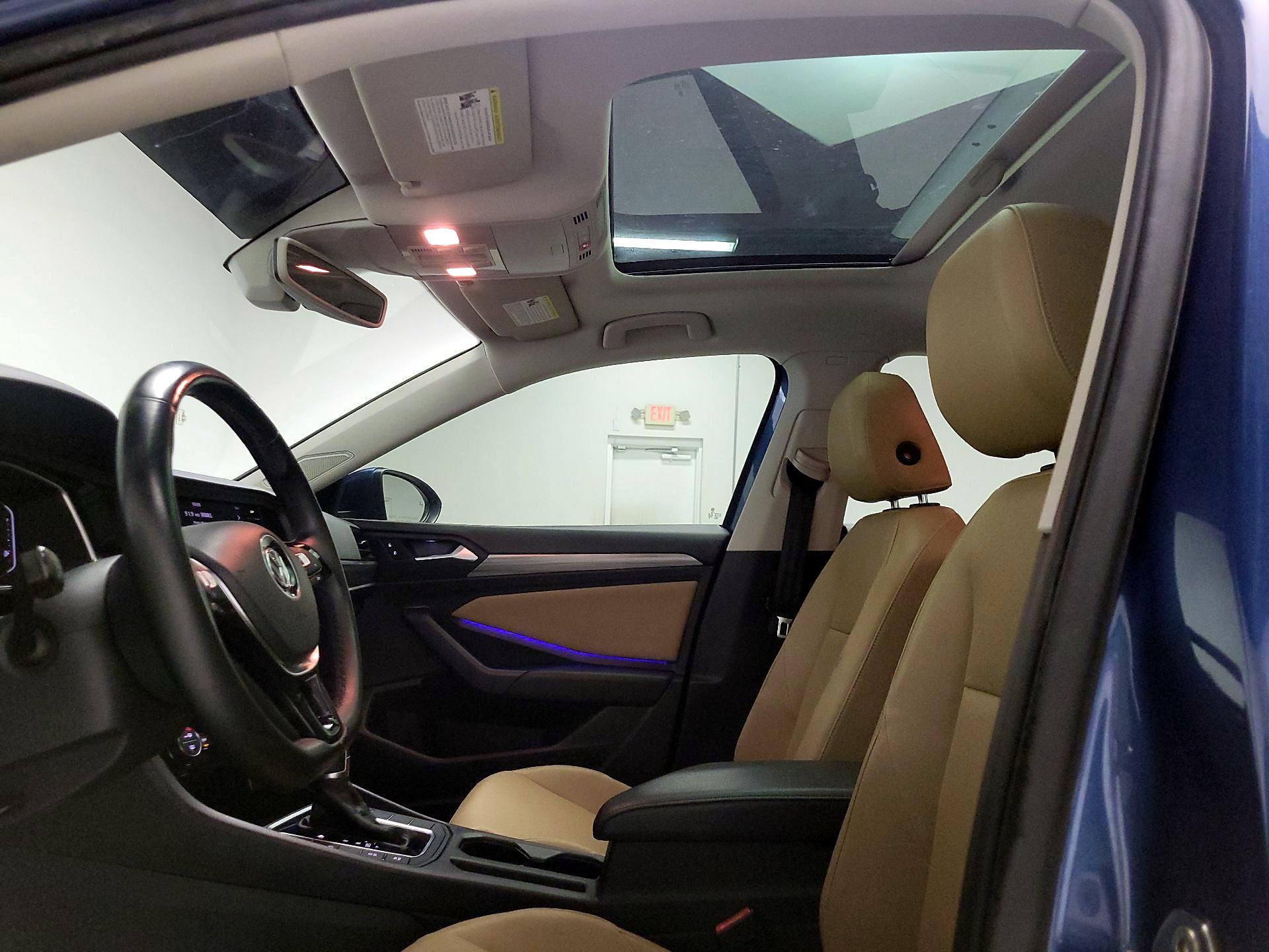 Thumbnail: 2019 Volkswagen Jetta - 19