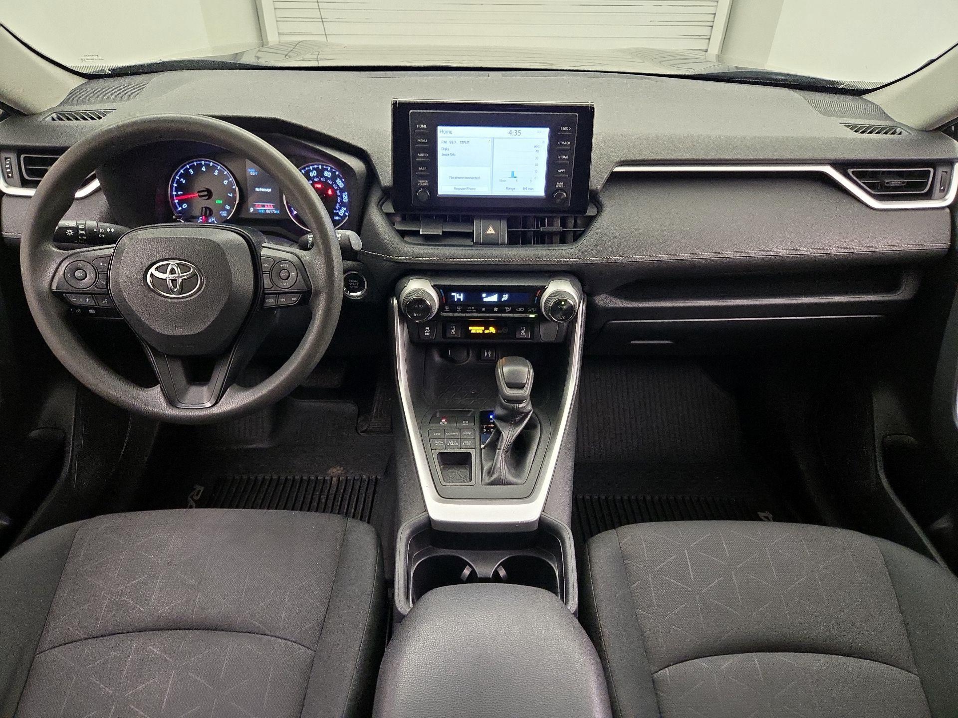 Thumbnail: 2019 Toyota RAV4 - 9