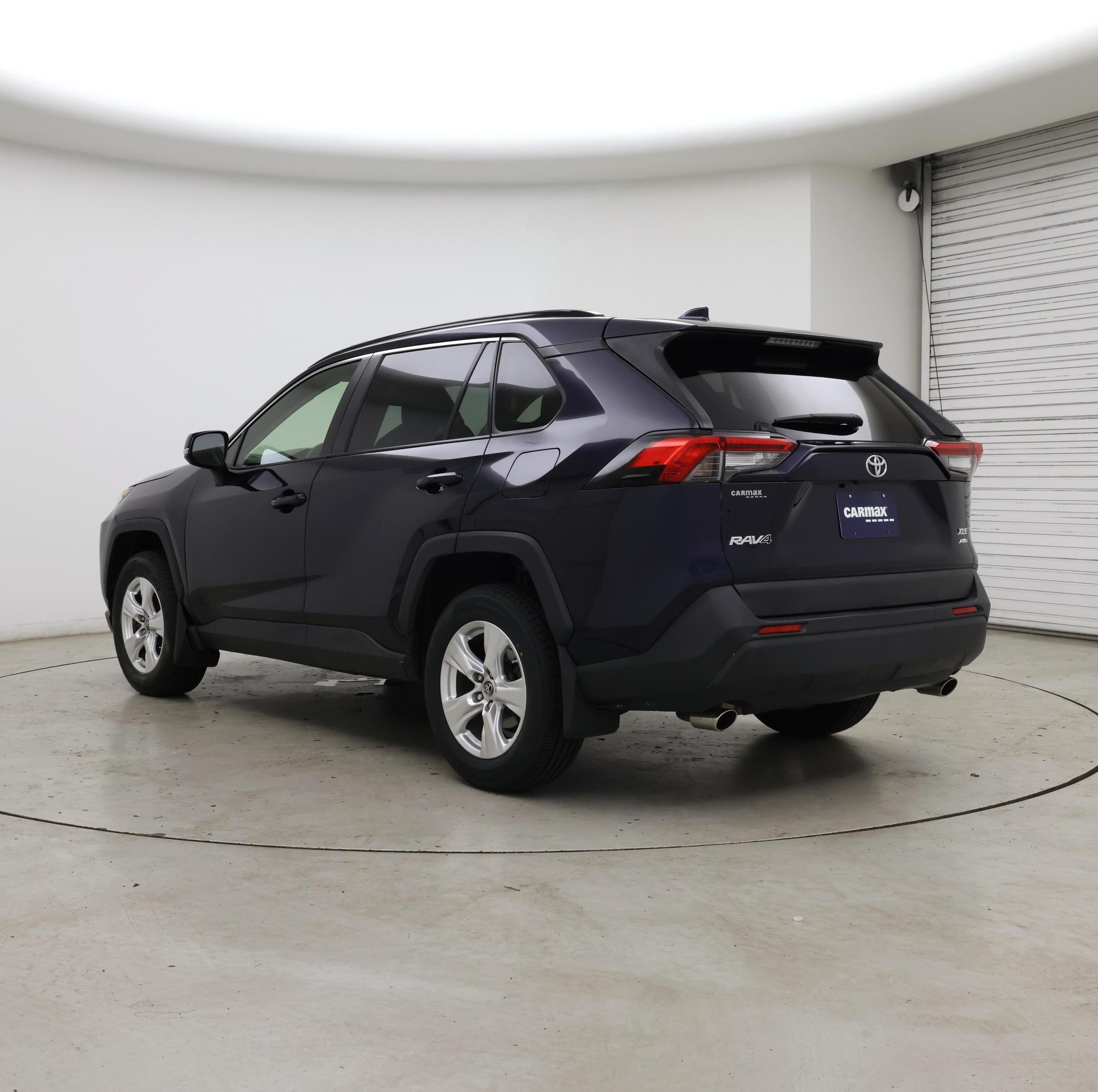 Thumbnail: 2019 Toyota RAV4 - 2