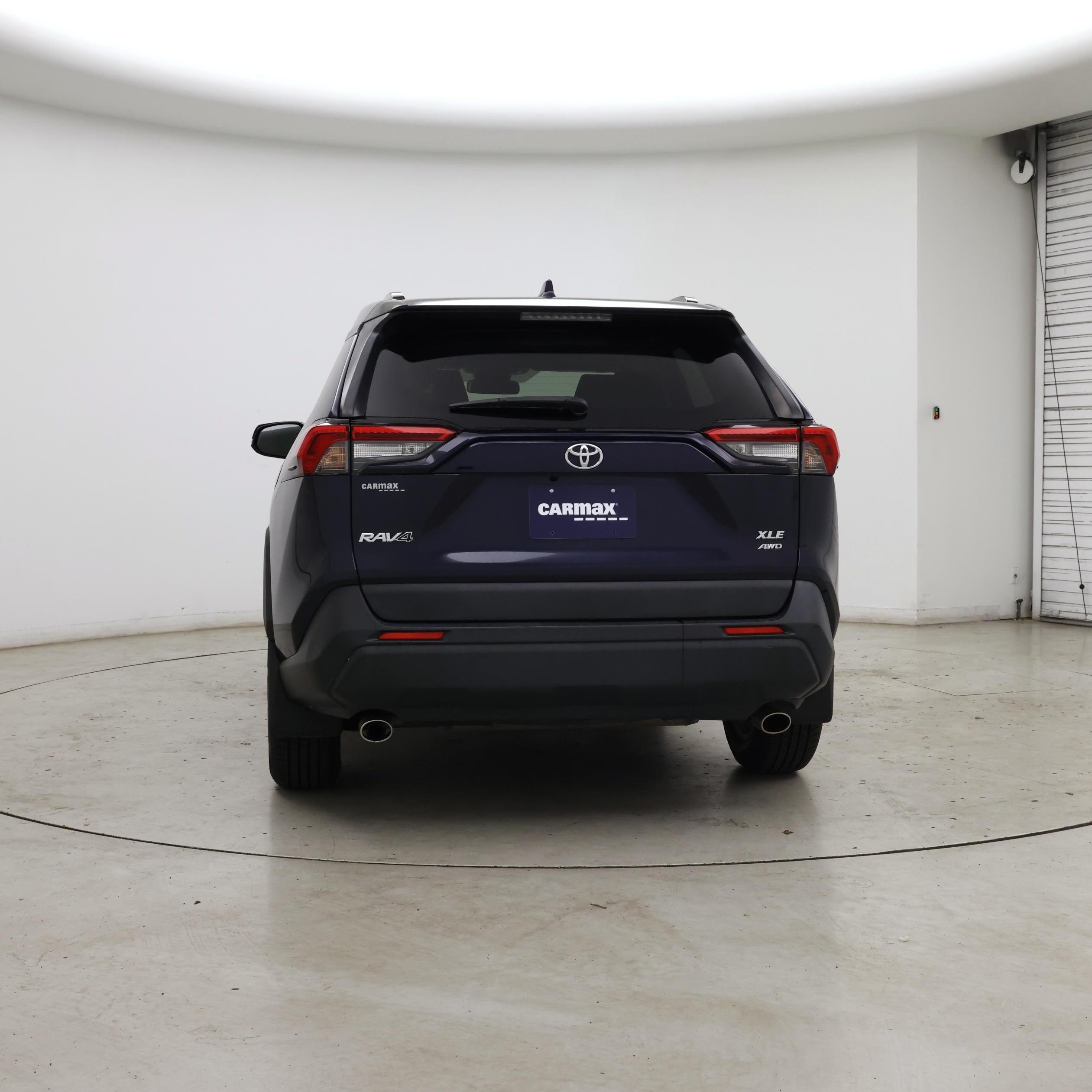 Thumbnail: 2019 Toyota RAV4 - 6