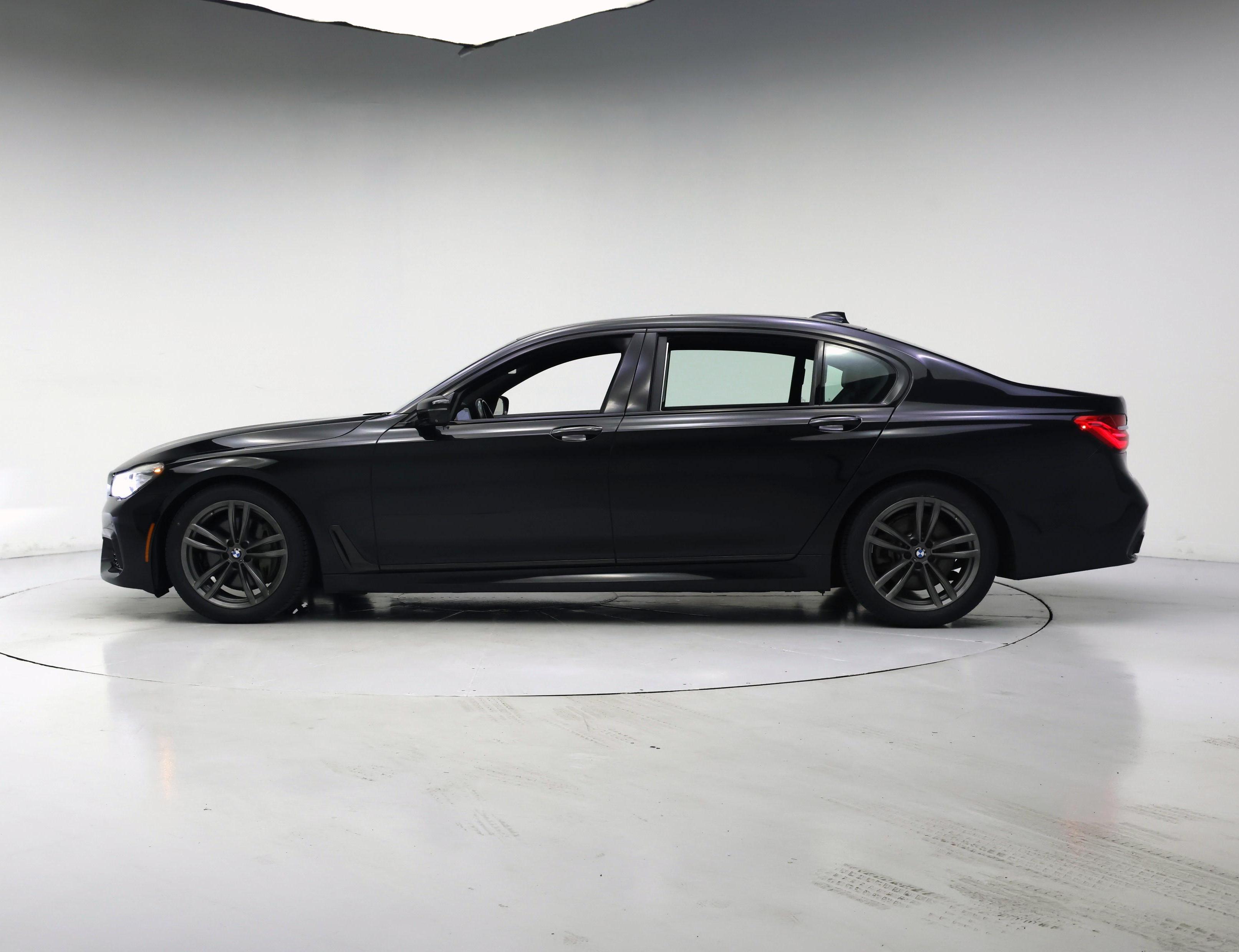 Thumbnail: 2017 BMW 7 Series - 3