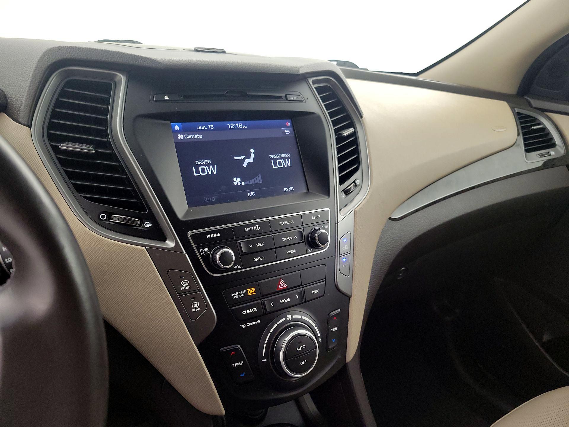 Thumbnail: 2017 Hyundai Santa Fe - 16