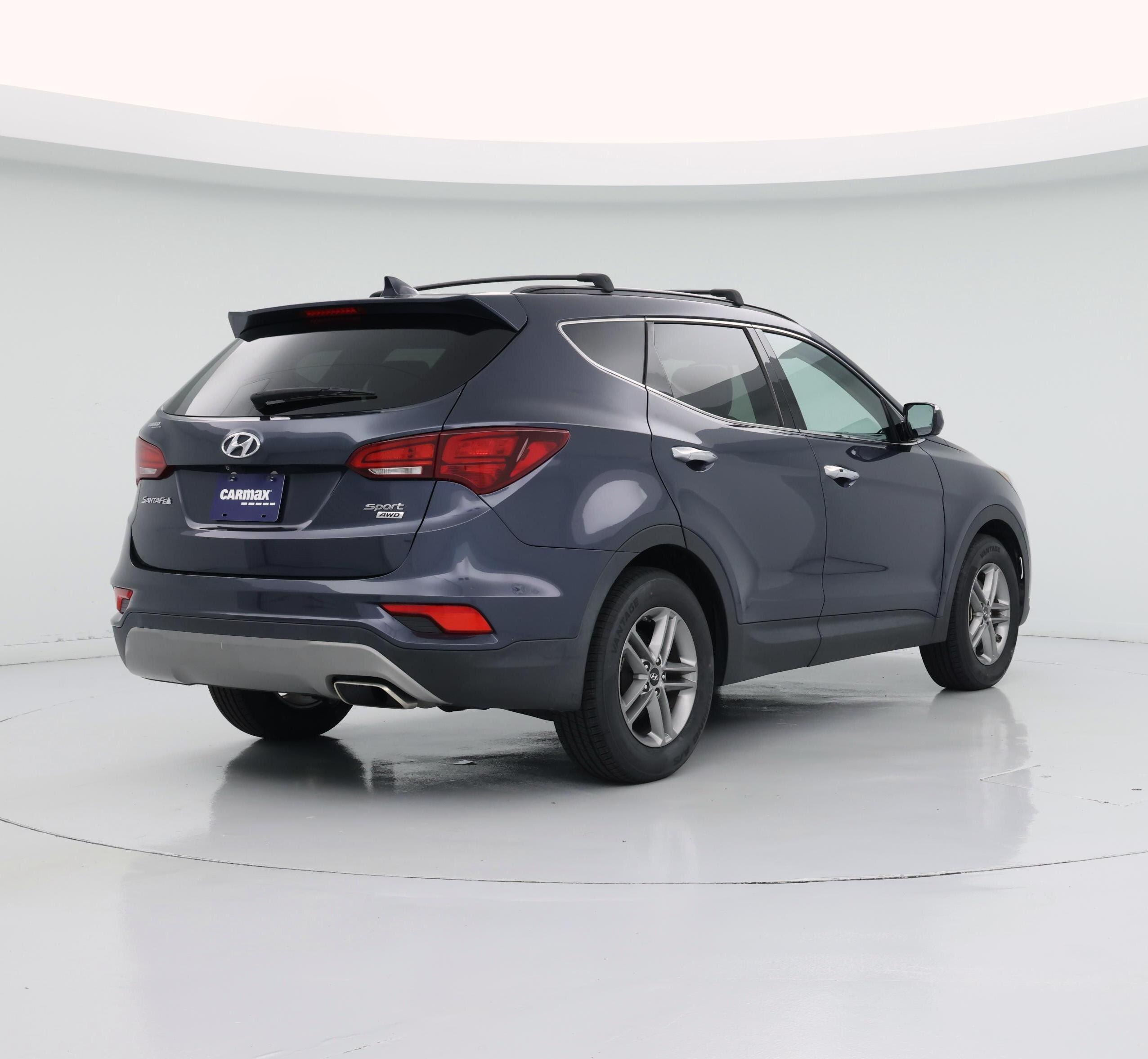 Thumbnail: 2017 Hyundai Santa Fe - 8