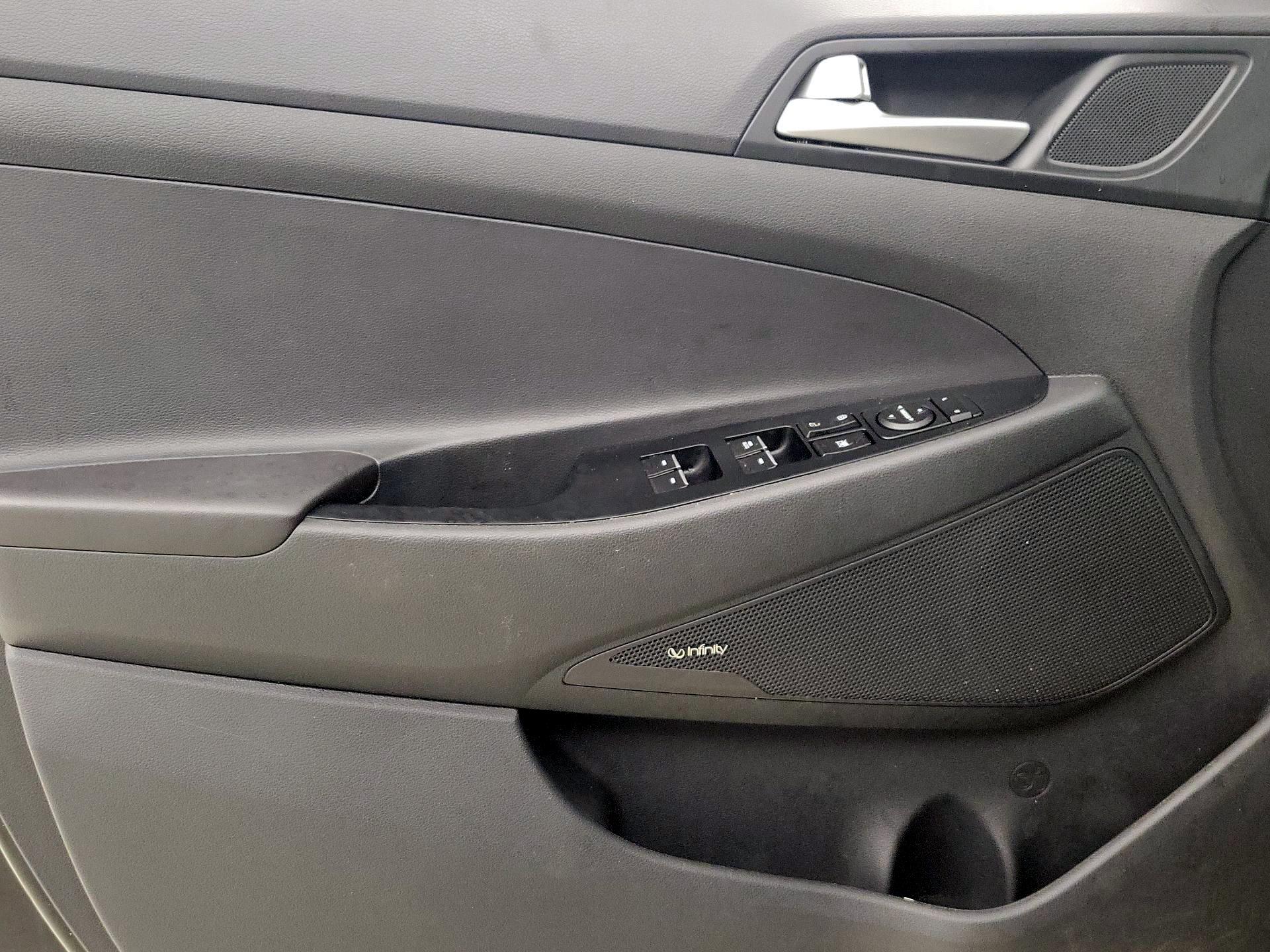 Thumbnail: 2021 Hyundai Tucson - 12